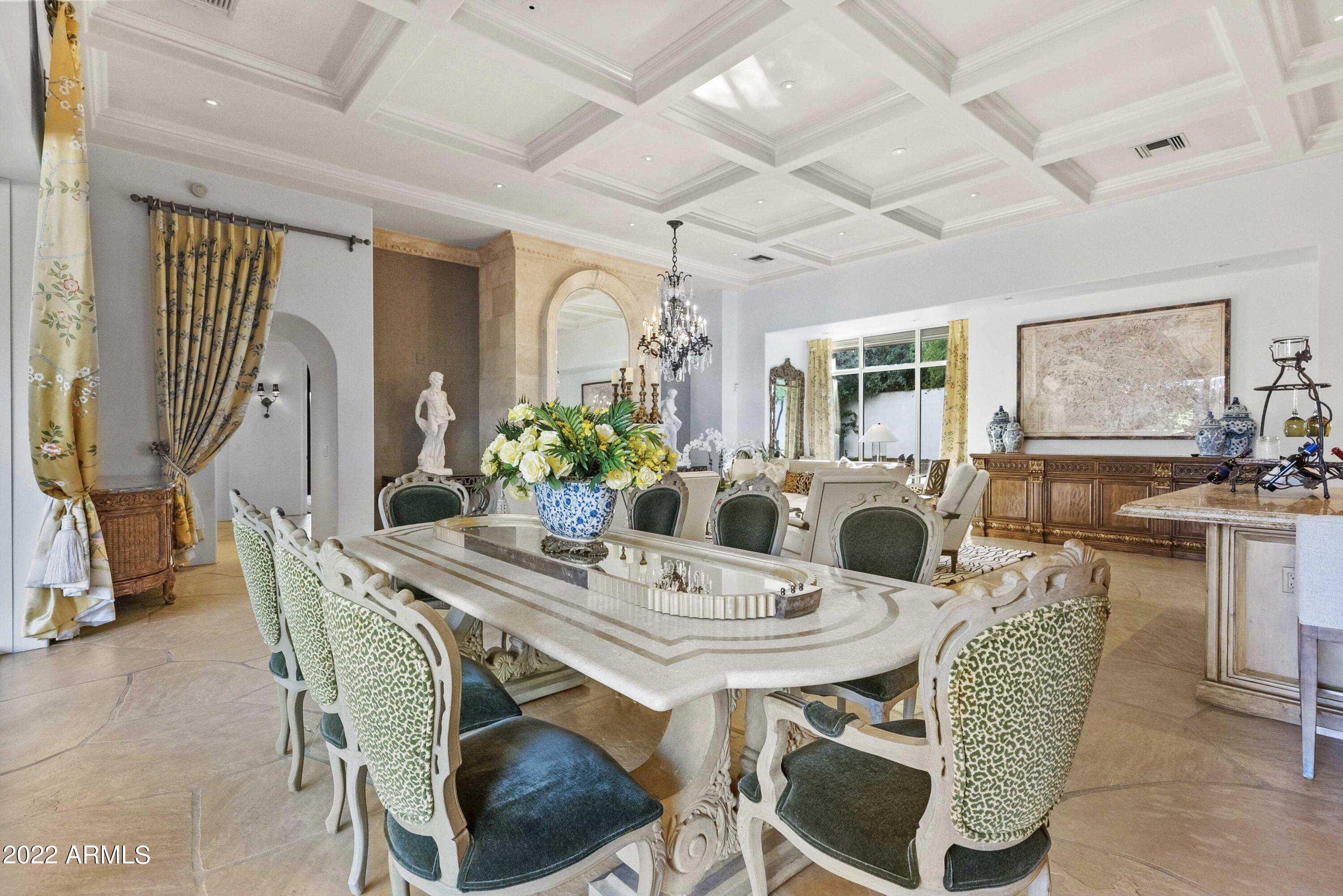 4899 E MOCKINGBIRD Lane