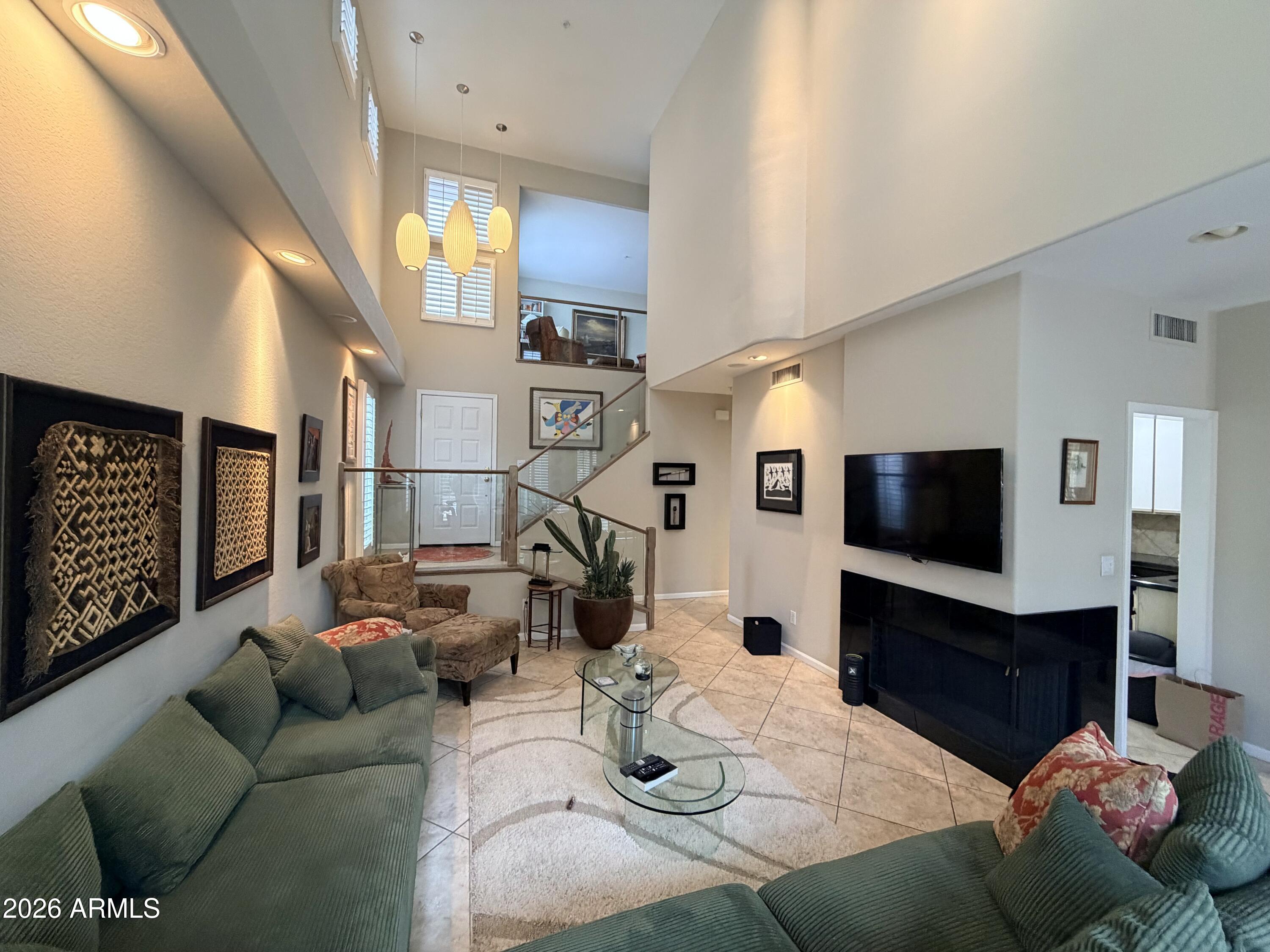 7222 E GAINEY RANCH Road Unit: 103