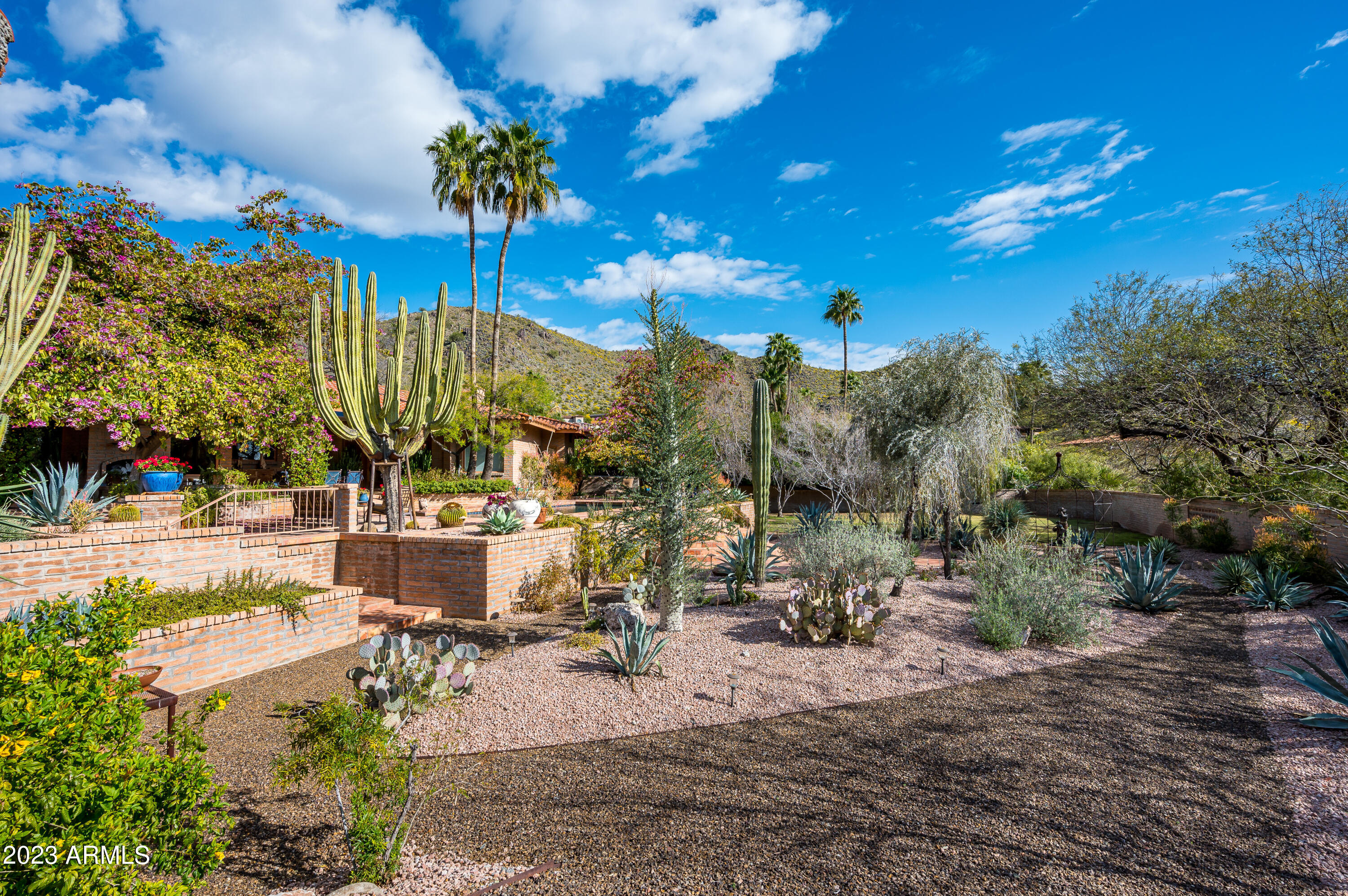 4529 E FOOTHILL Drive