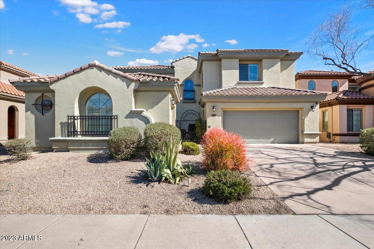 3658 E LOS GATOS Drive