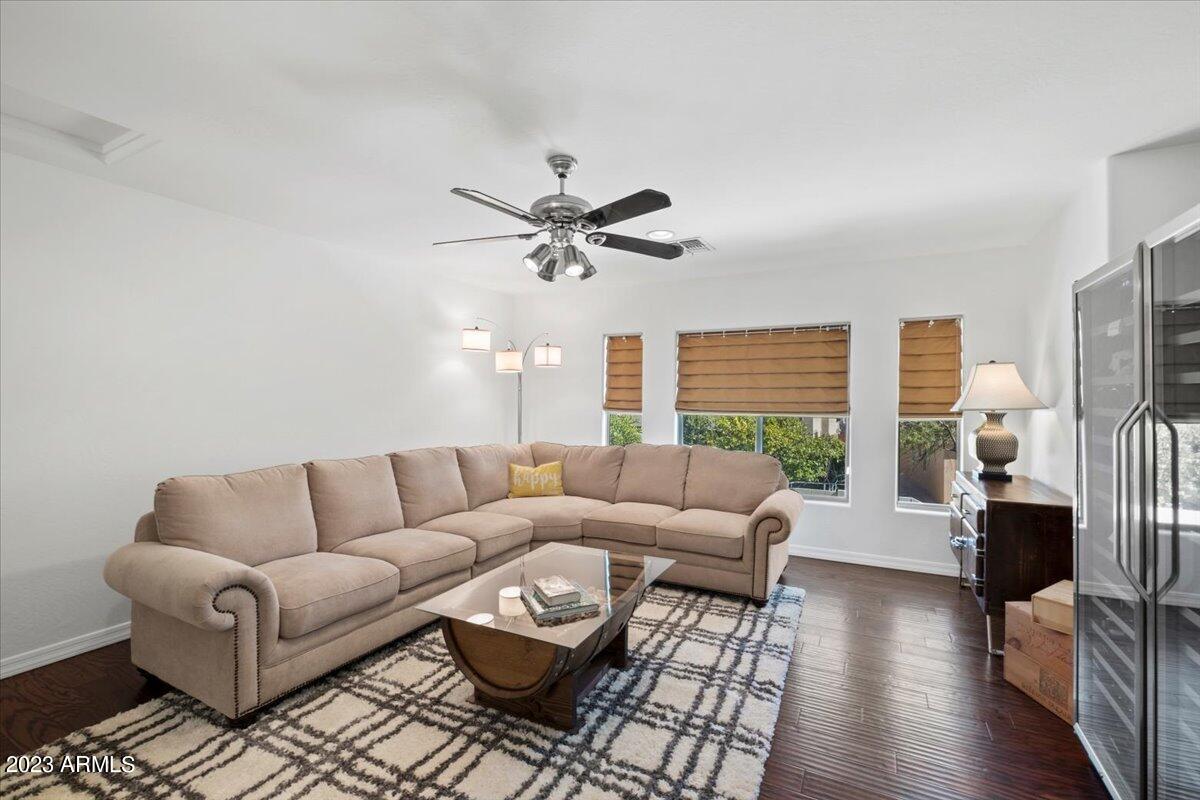 3658 E LOS GATOS Drive