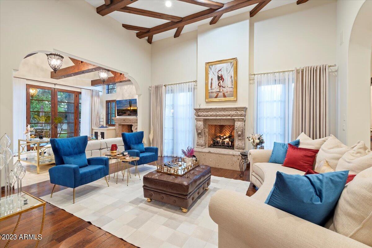 6115 E CALLE DEL NORTE --