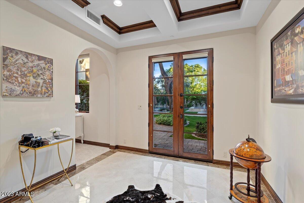 6115 E CALLE DEL NORTE --