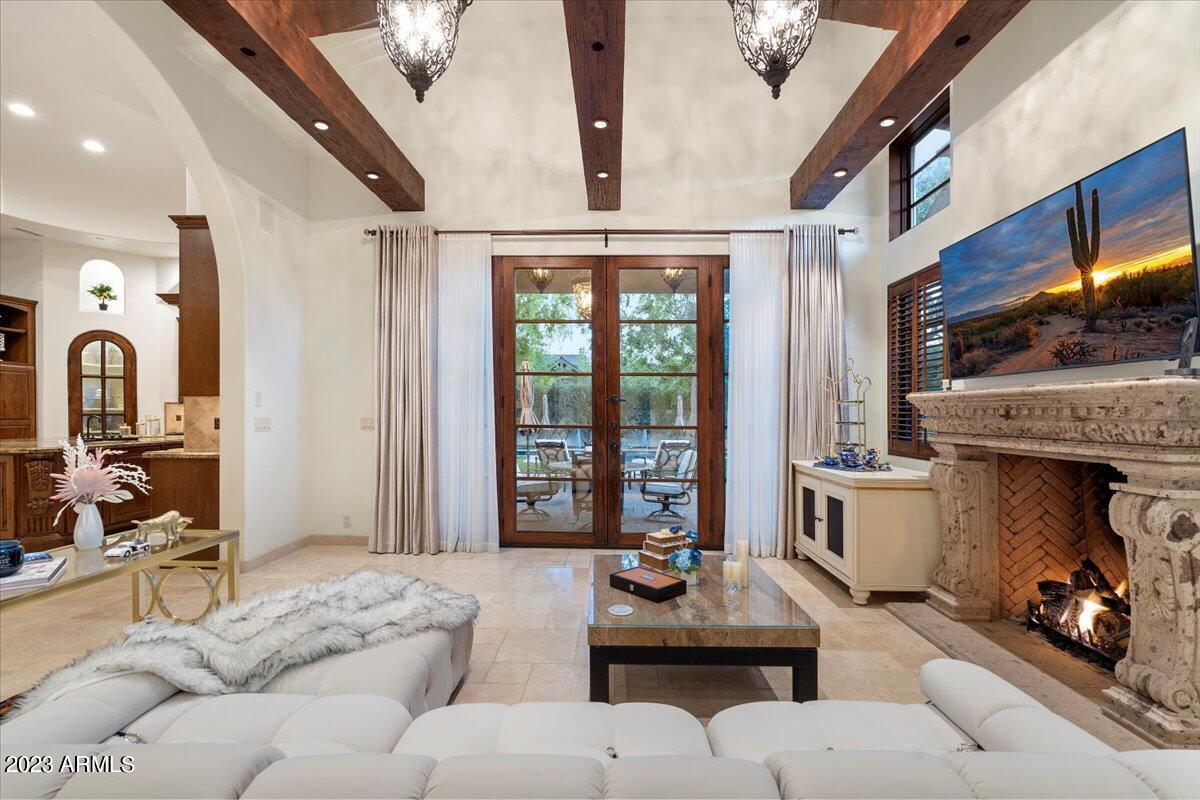 6115 E CALLE DEL NORTE --