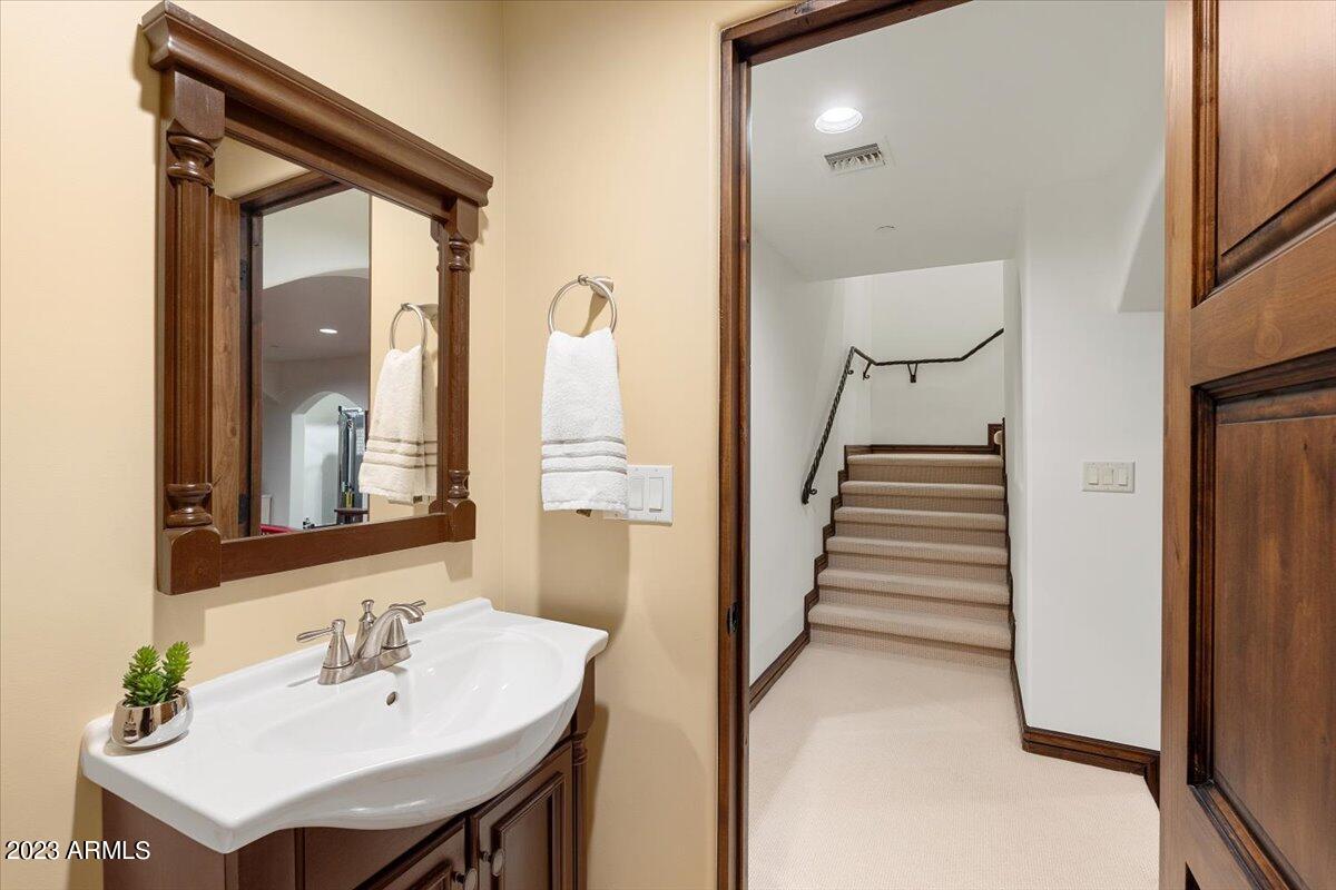6115 E CALLE DEL NORTE --