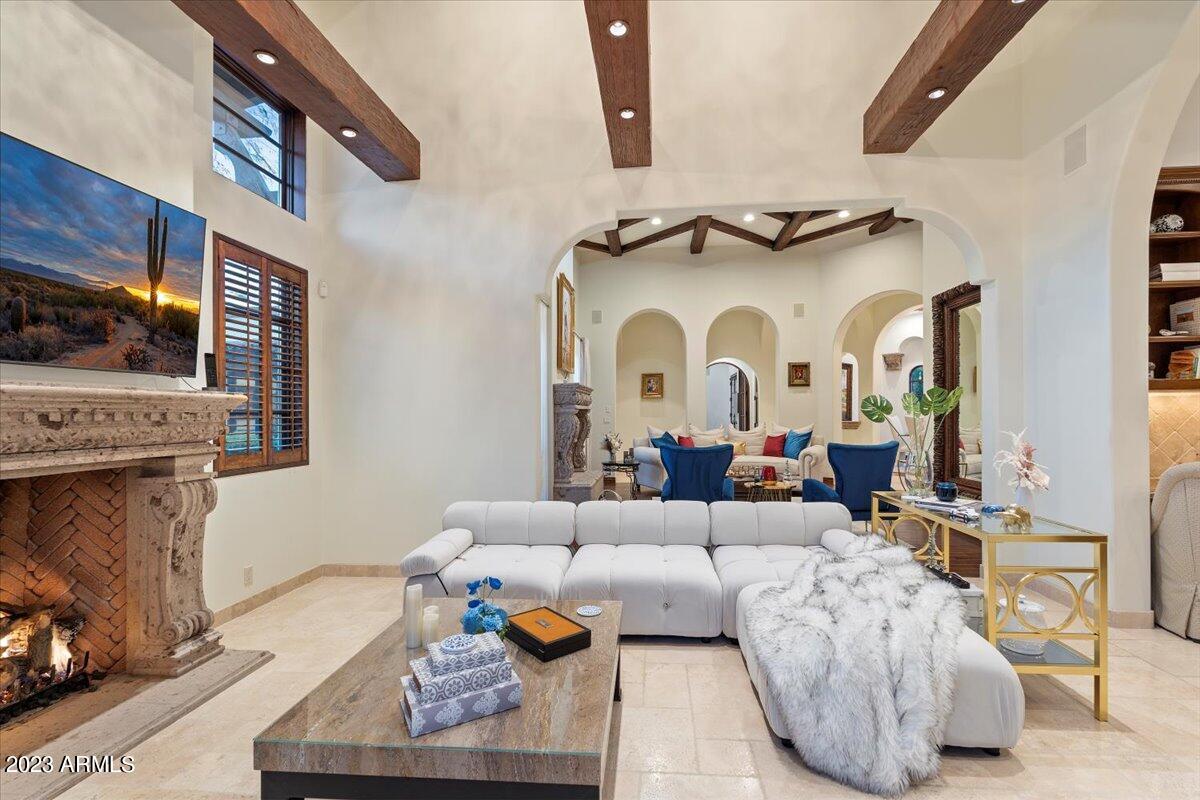 6115 E CALLE DEL NORTE --