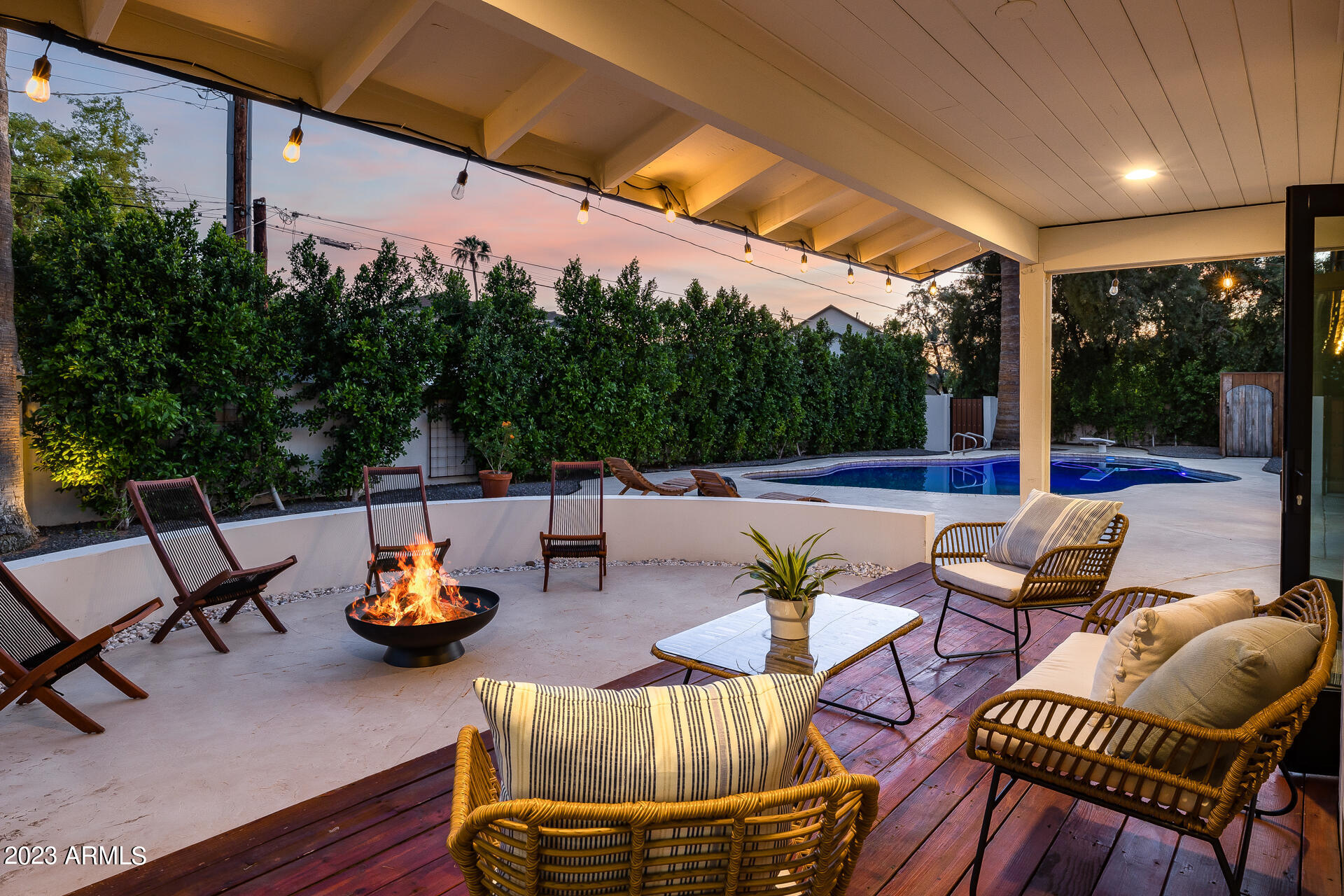 5519 E CALLE TUBERIA --