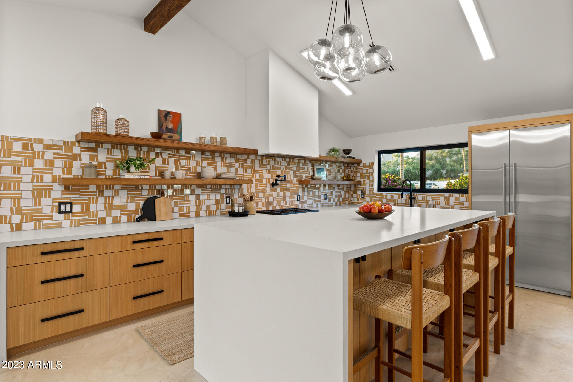 5519 E CALLE TUBERIA --