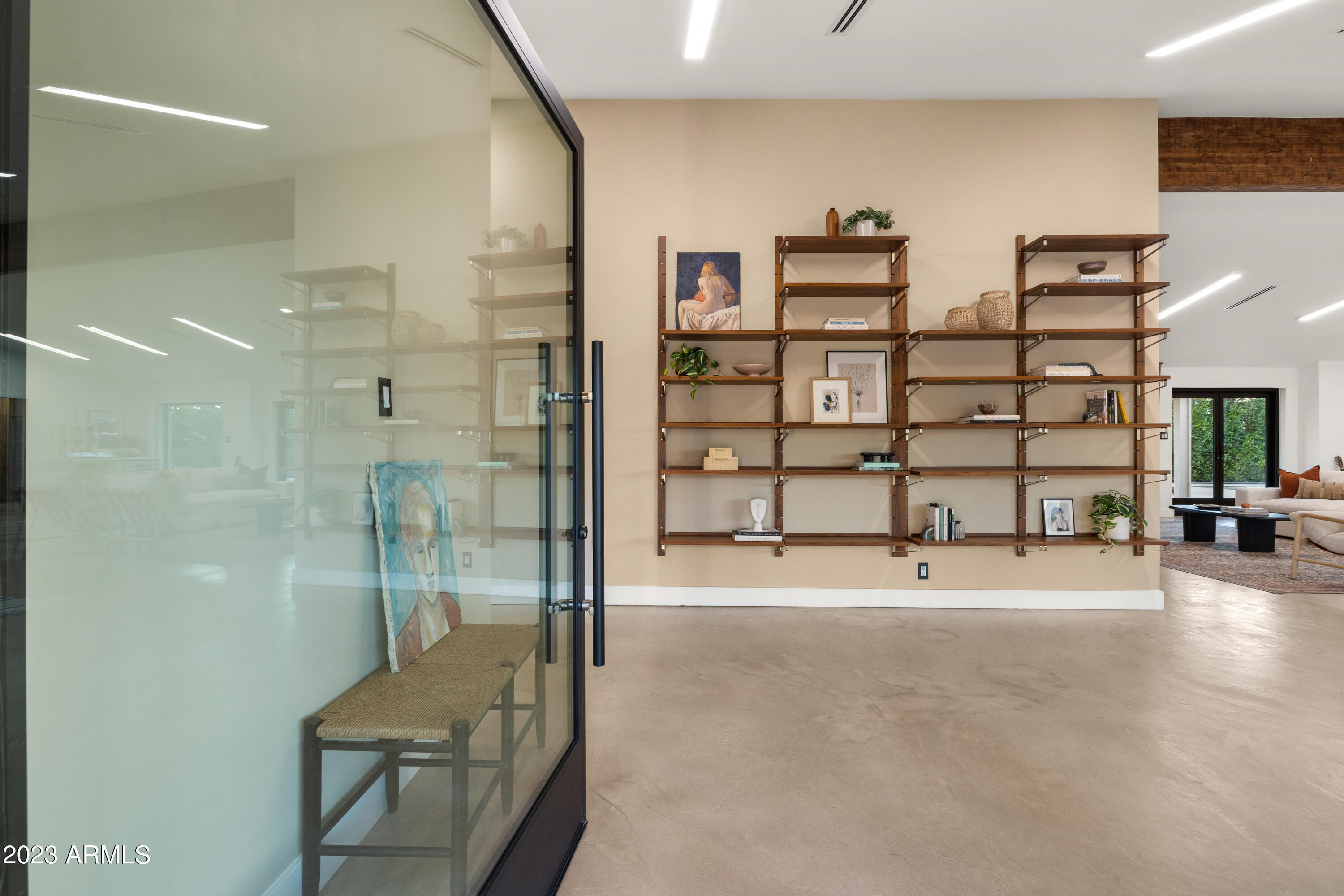 5519 E CALLE TUBERIA --