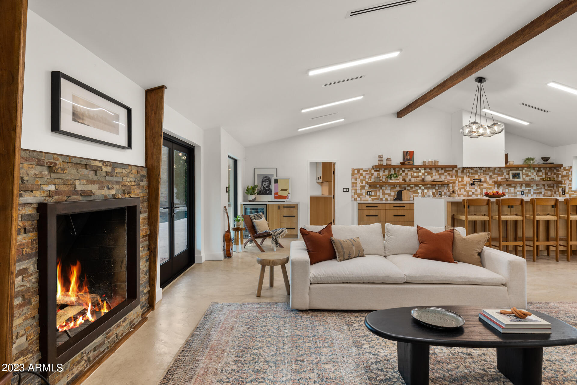 5519 E CALLE TUBERIA --