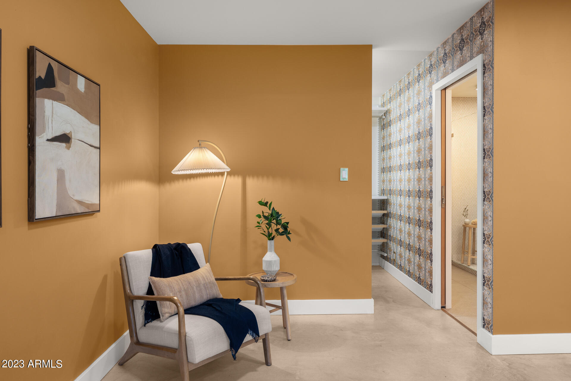 5519 E CALLE TUBERIA --