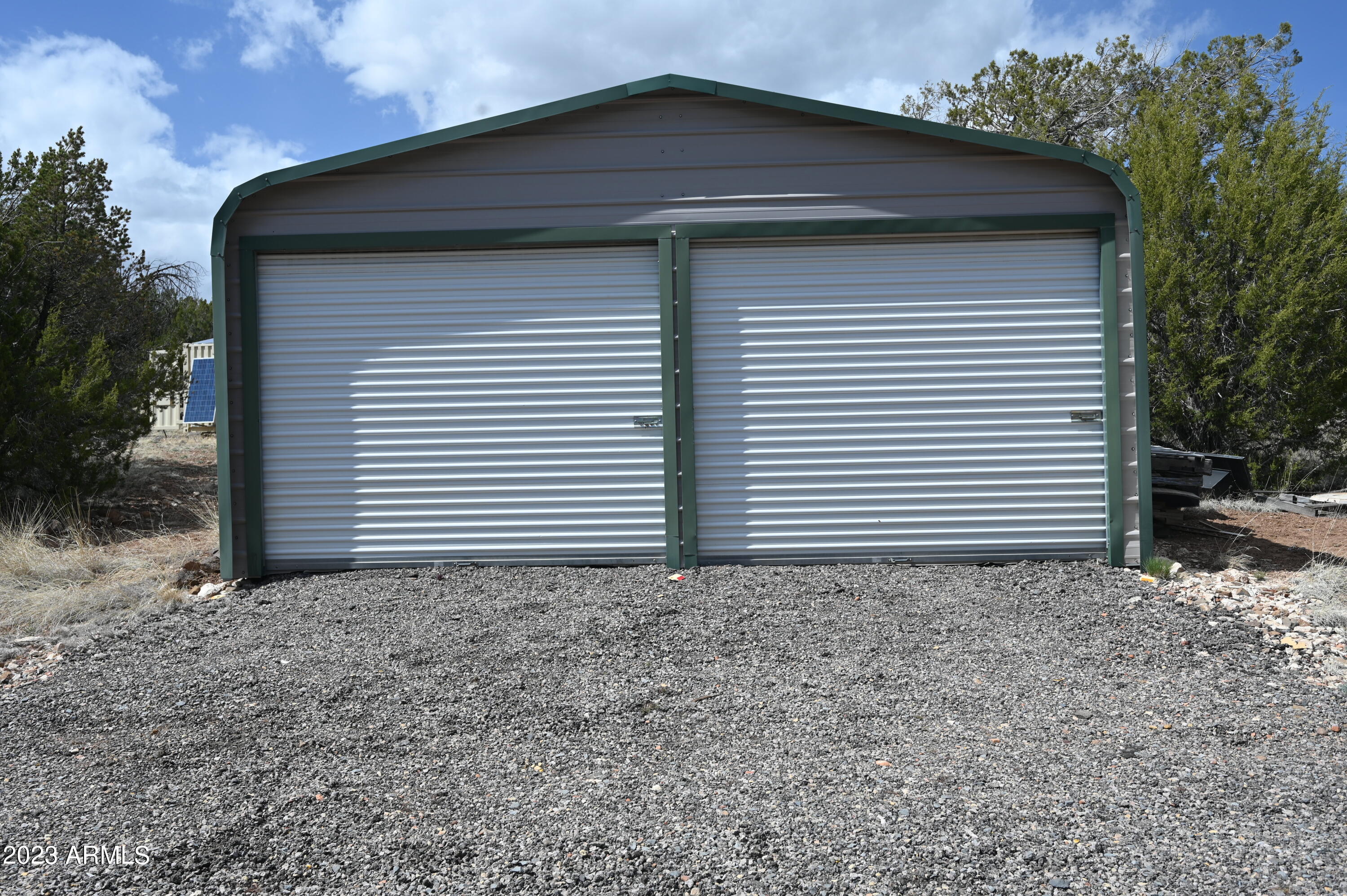 42225 N HONEY BEAR Street