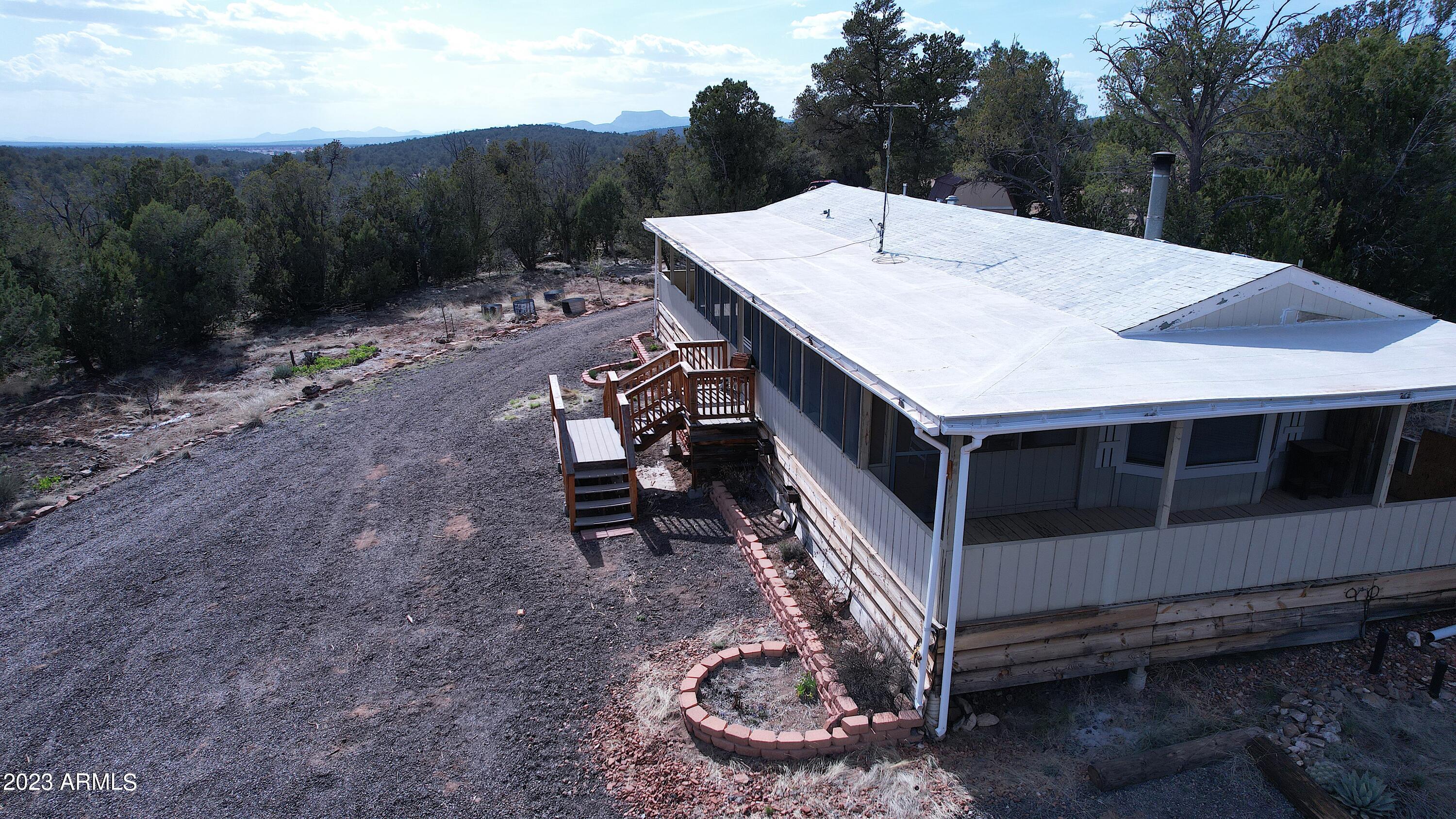 42225 N HONEY BEAR Street