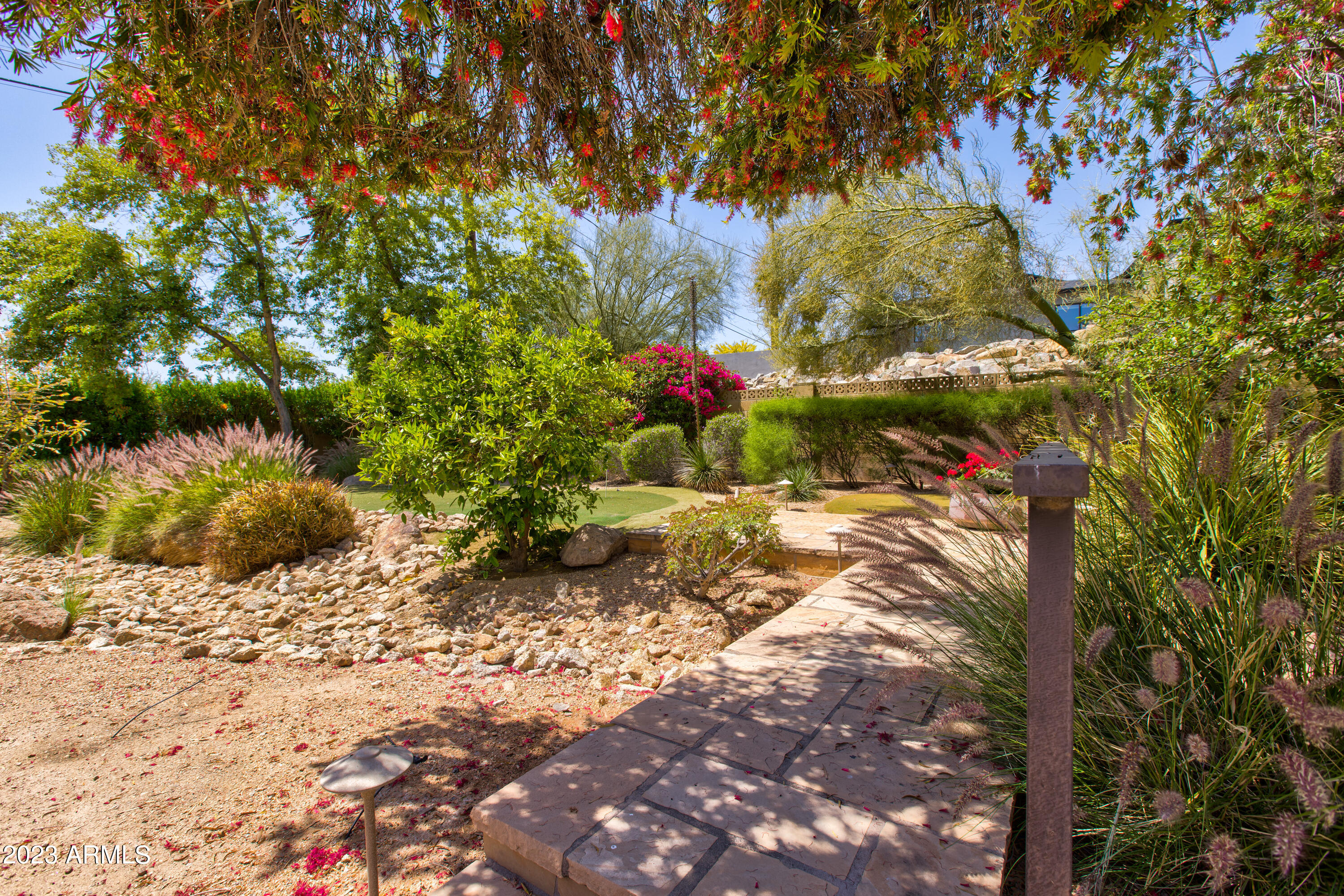 4221 E MCDONALD Drive