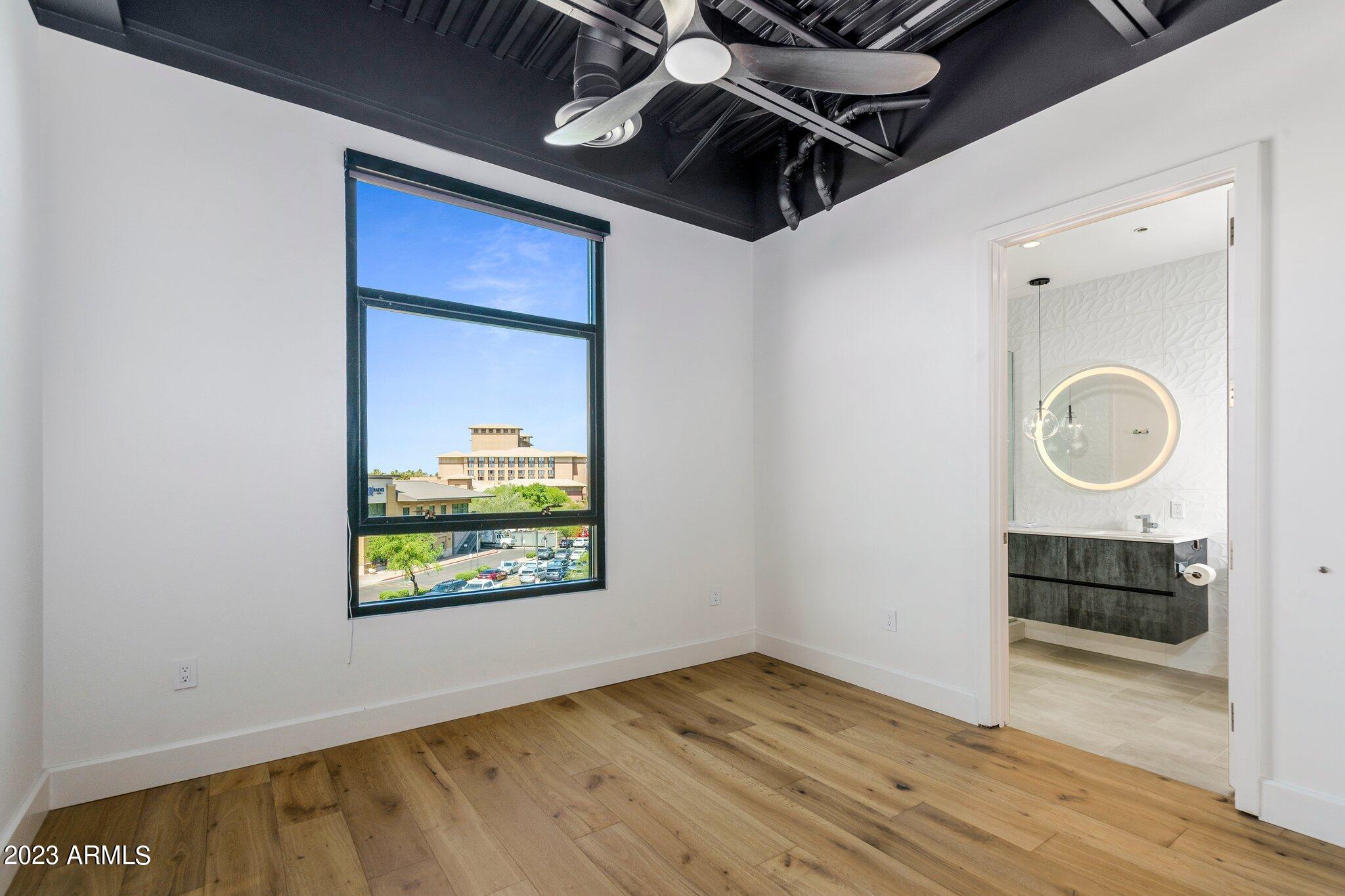 15215 N KIERLAND Boulevard Unit: 302