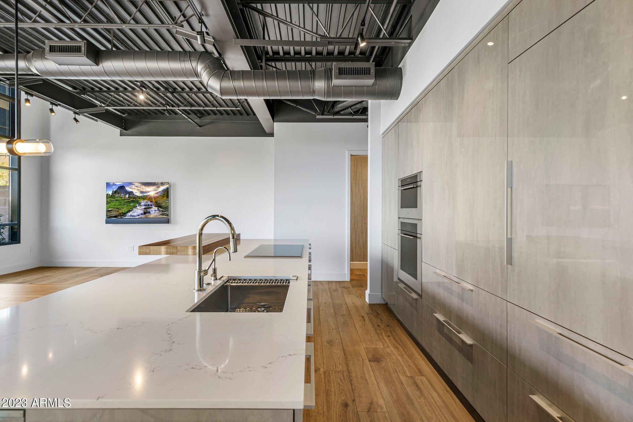 15215 N KIERLAND Boulevard Unit: 302