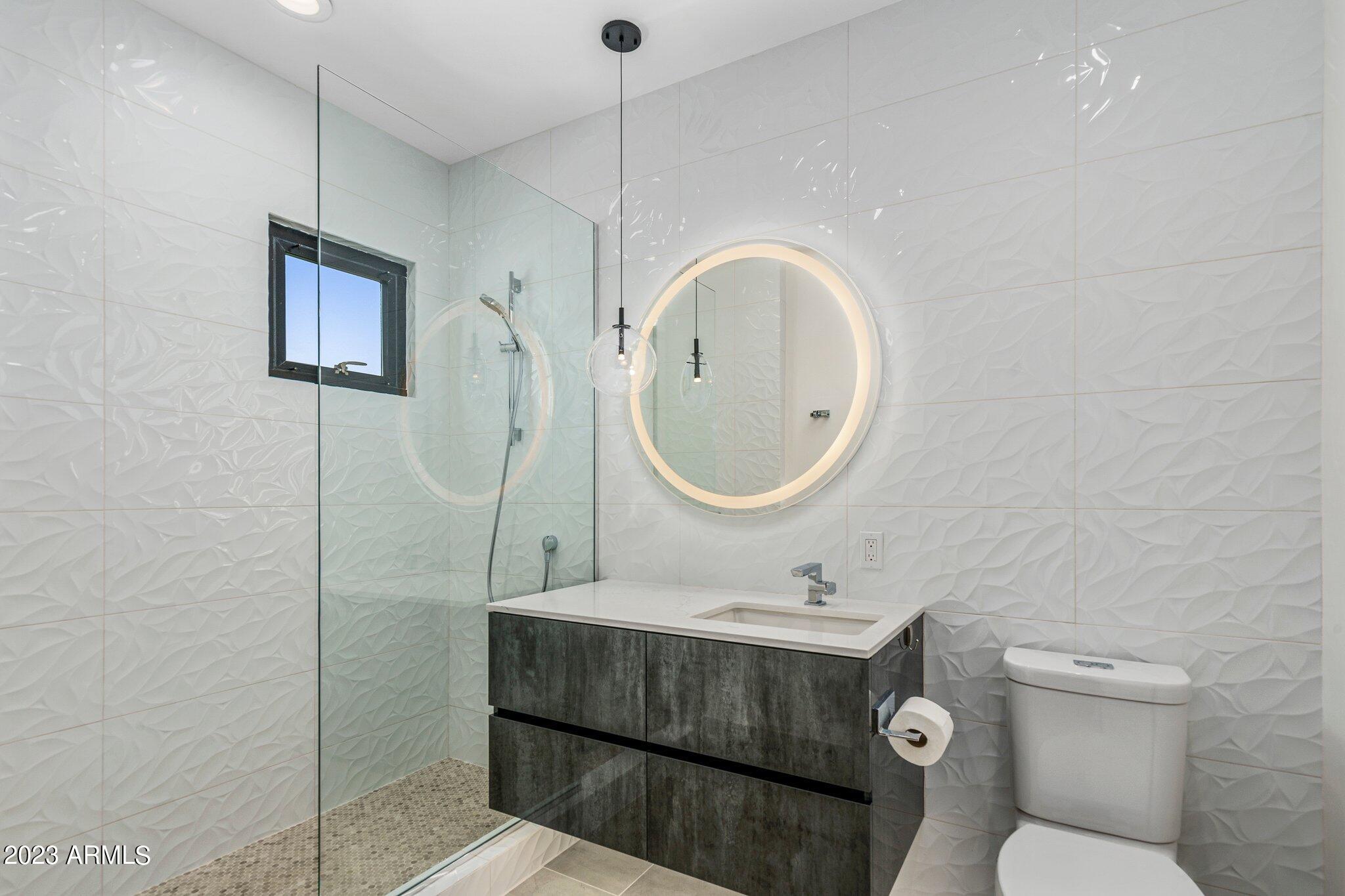15215 N KIERLAND Boulevard Unit: 302