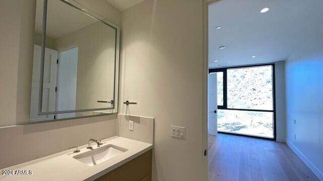 4849 N Camelback Ridge Road Unit: B201