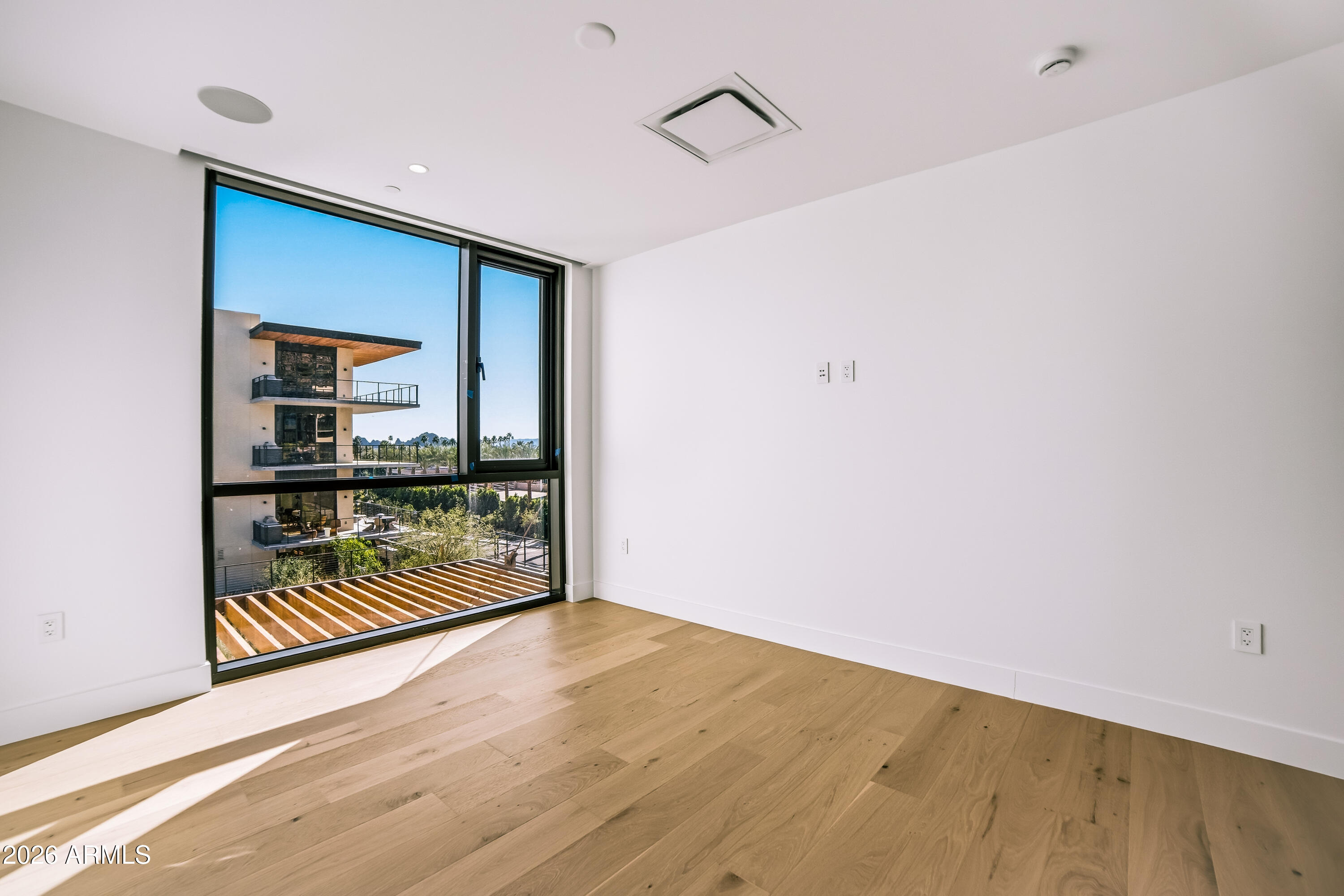 4849 N Camelback Ridge Road Unit: B201