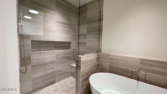 4849 N Camelback Ridge Road Unit: B201