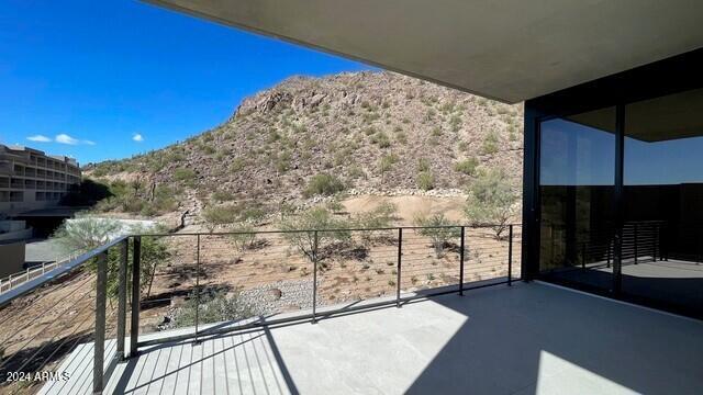 4849 N Camelback Ridge Road Unit: B201