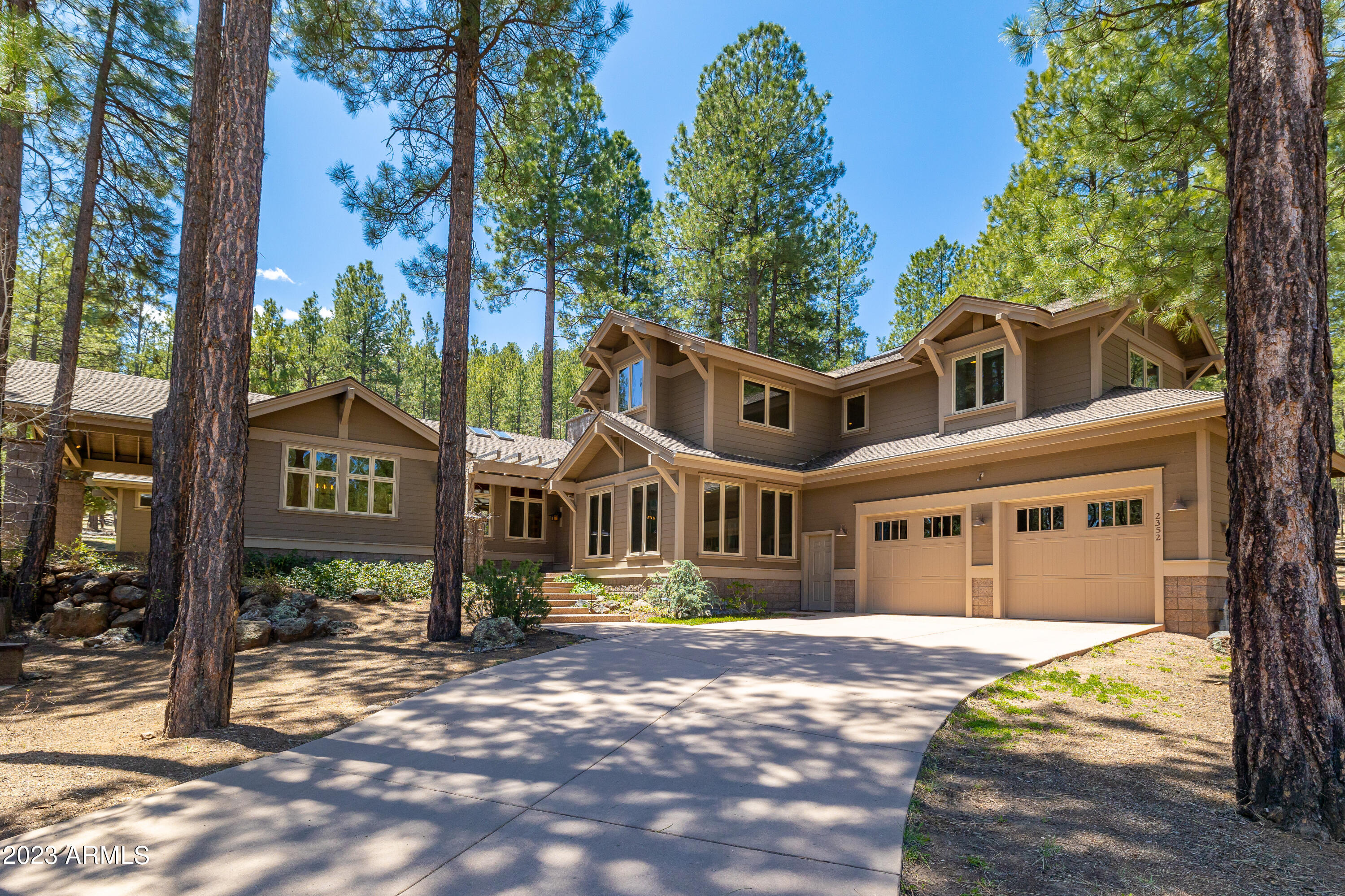 2352 N FREMONT Boulevard