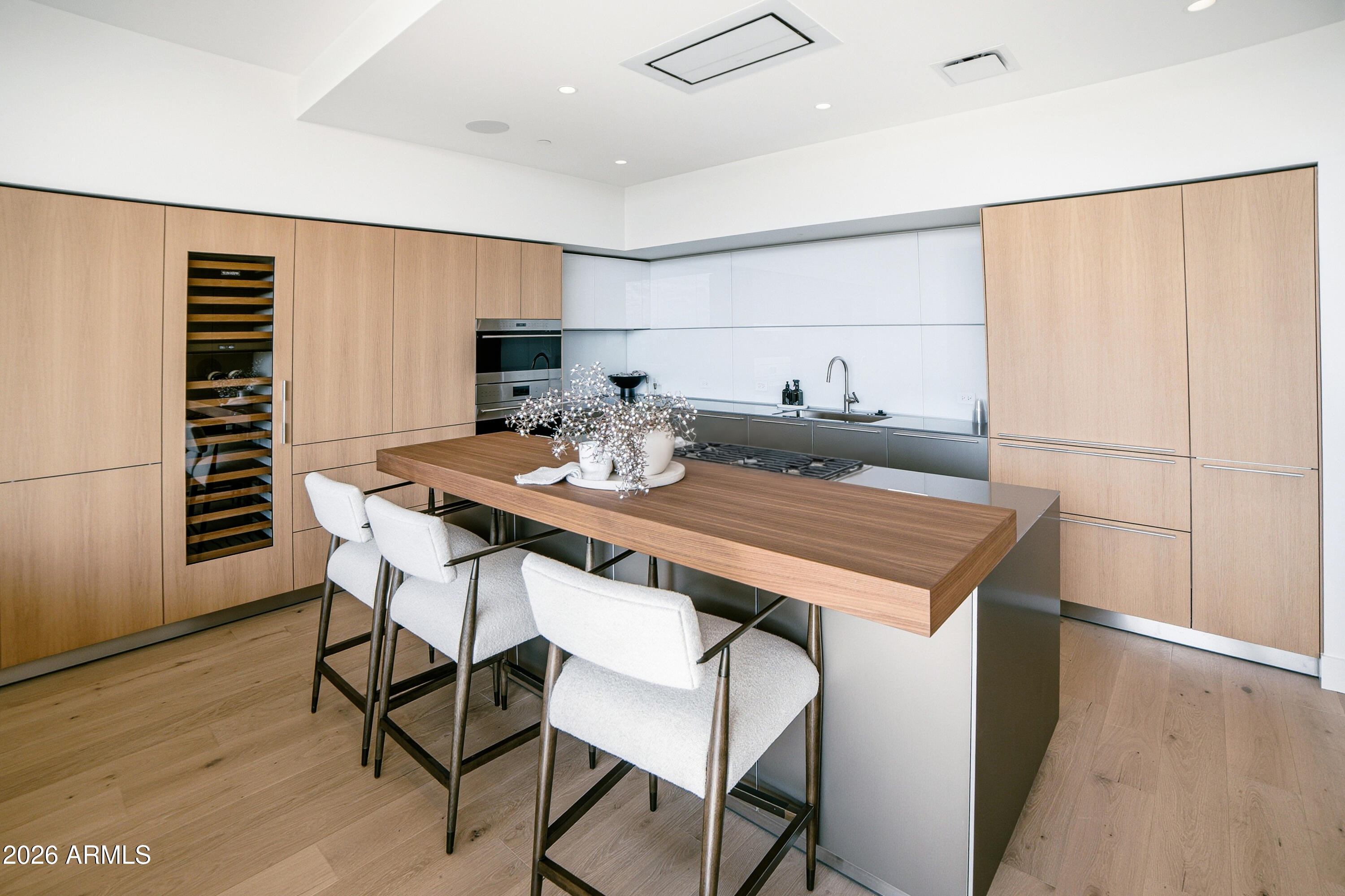 4849 N Camelback Ridge Road Unit: B303