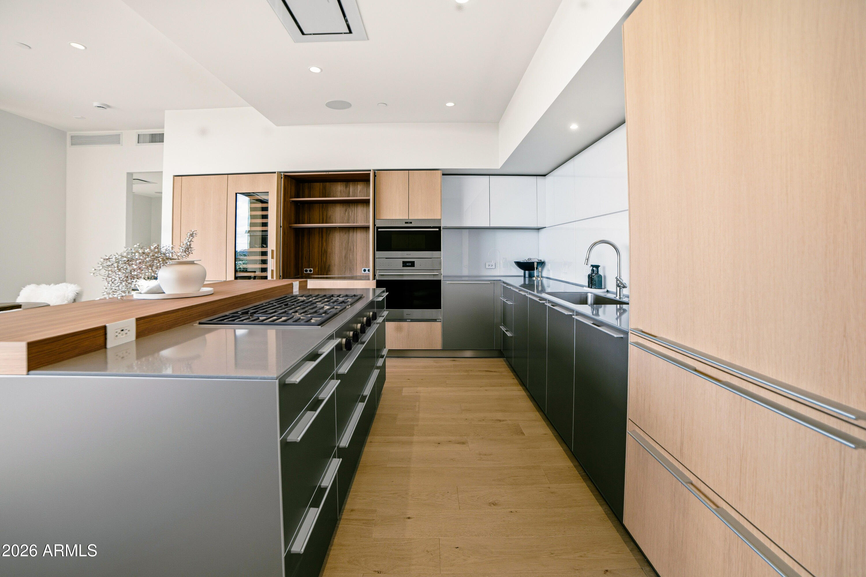 4849 N Camelback Ridge Road Unit: B303