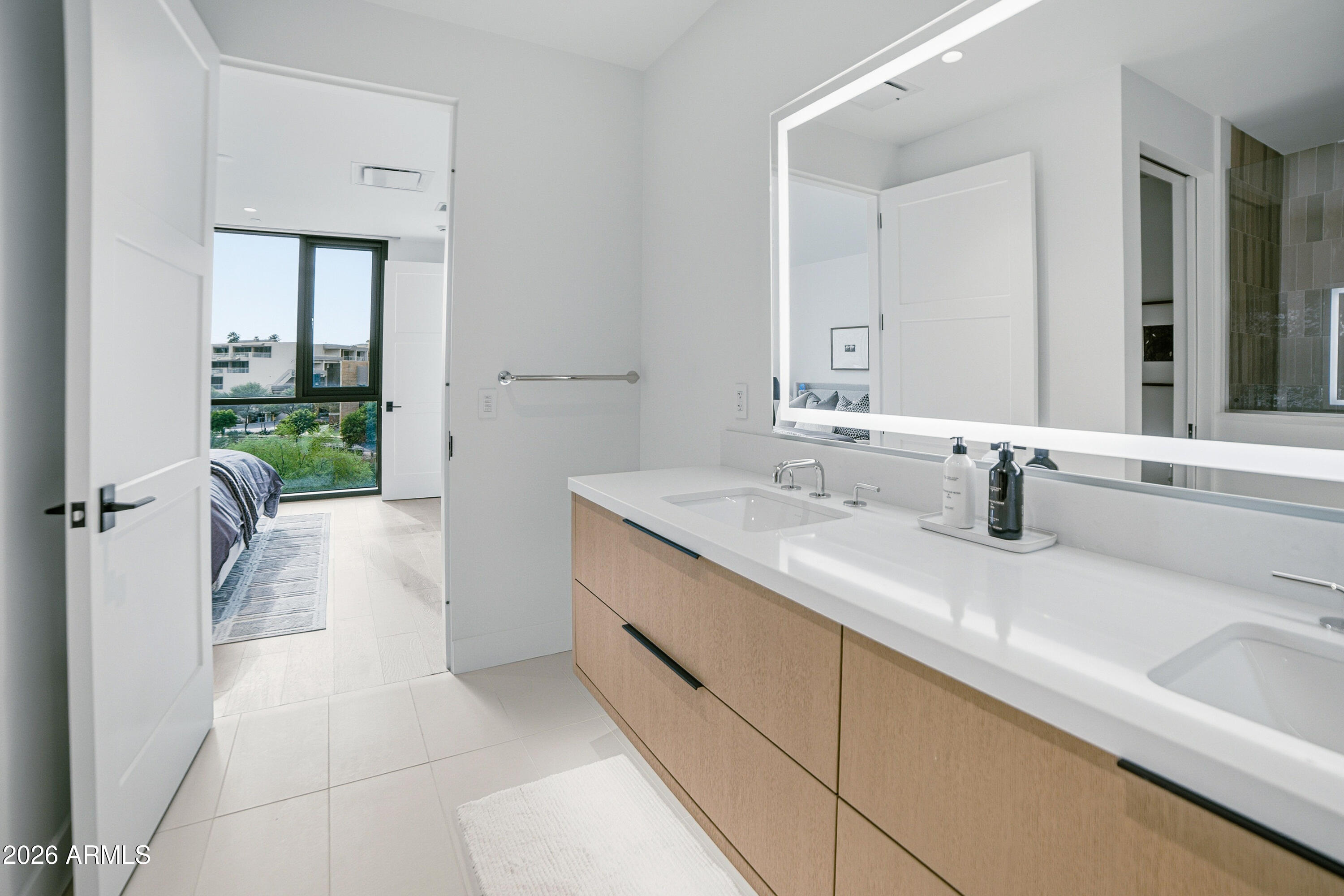 4849 N Camelback Ridge Road Unit: B303