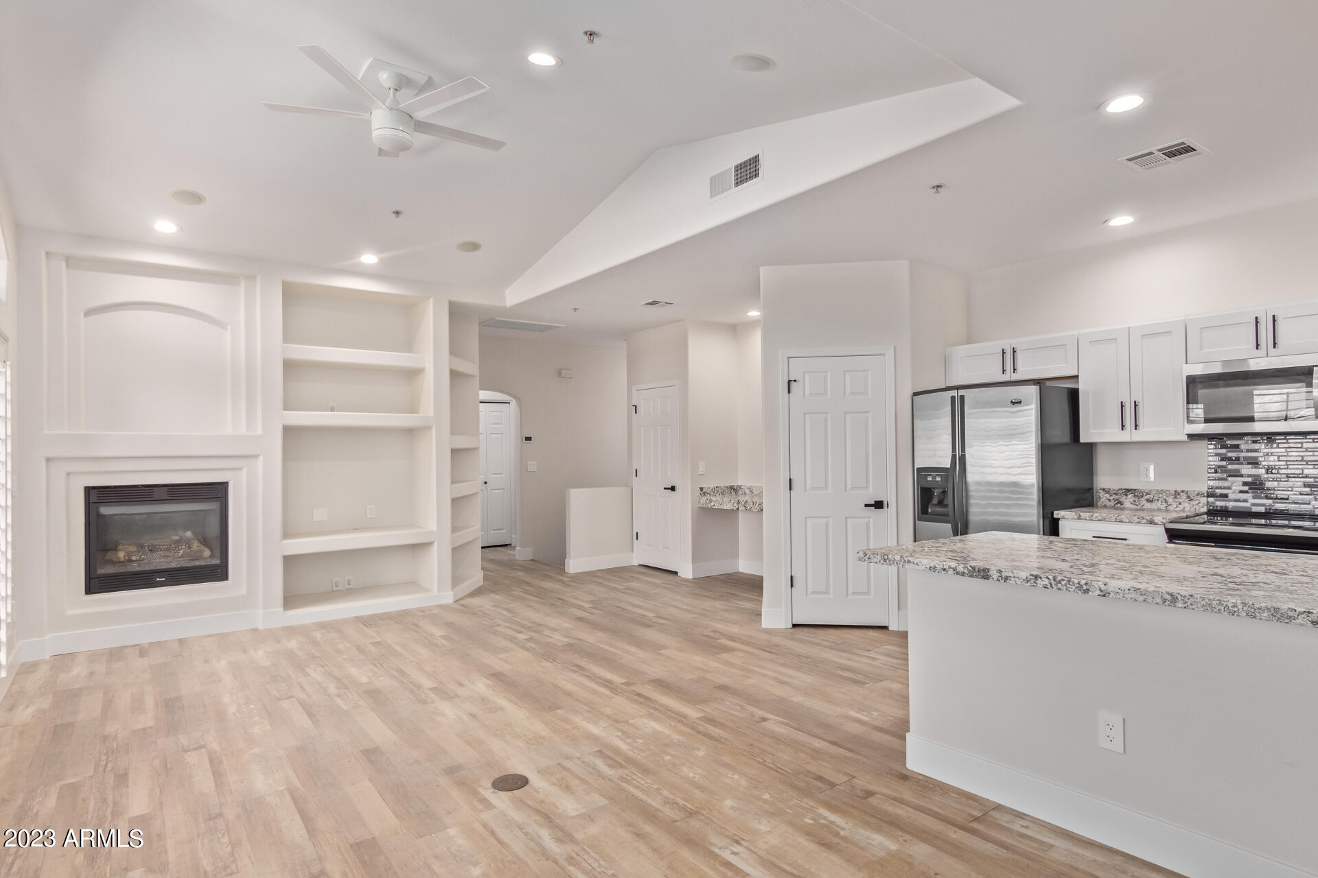 14000 N 94TH Street Unit: 1041