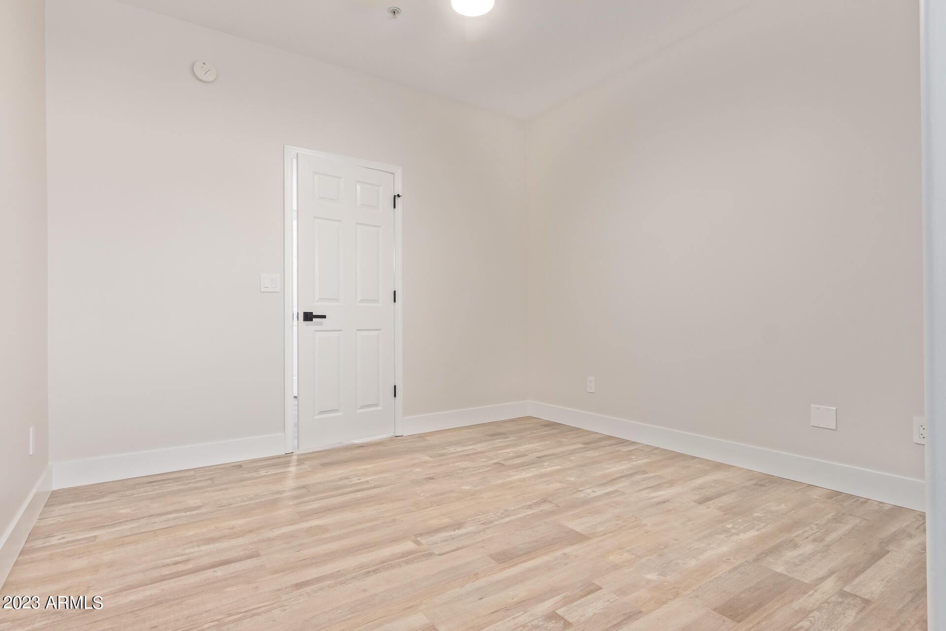 14000 N 94TH Street Unit: 1041