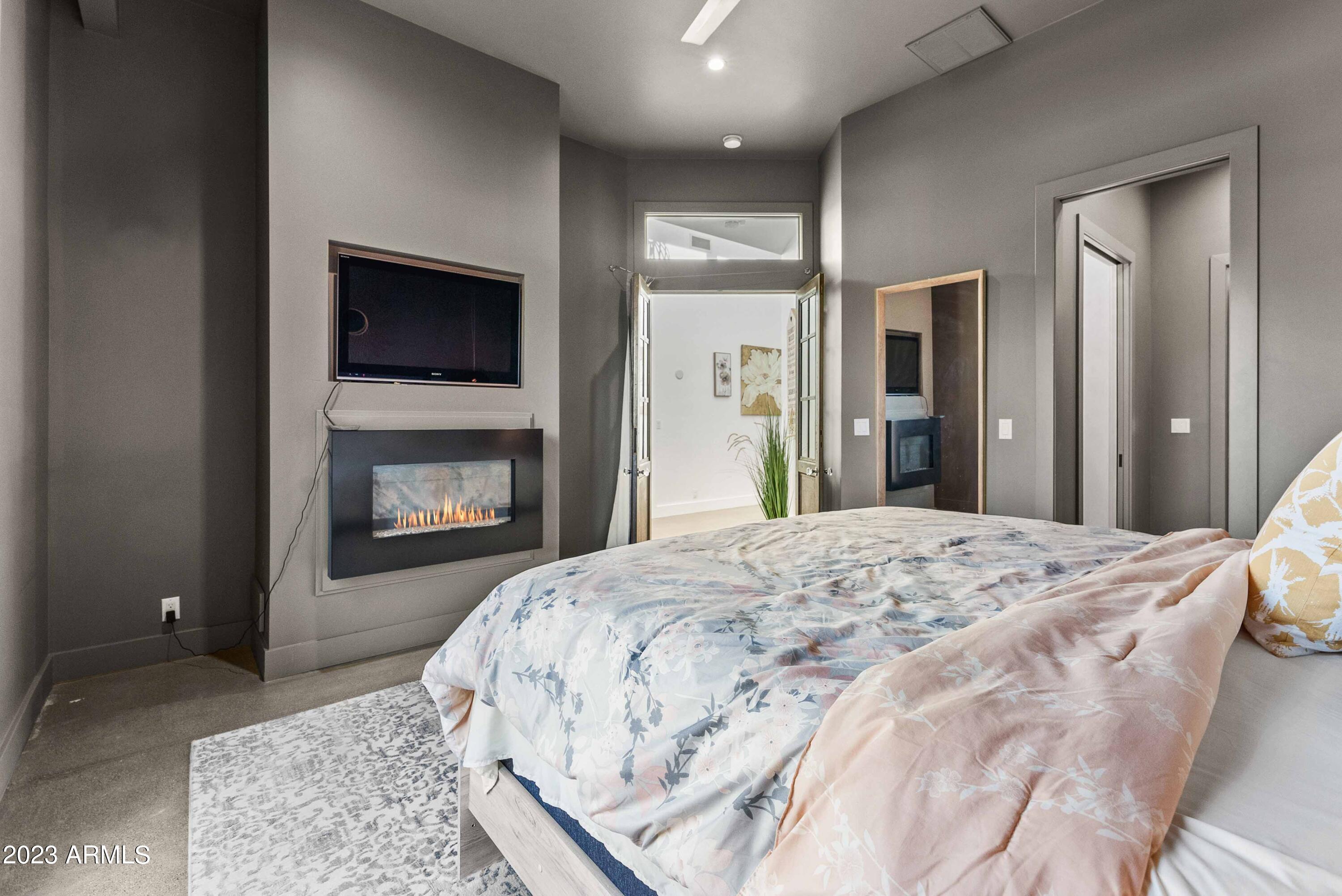 7861 E VIA MARINA --