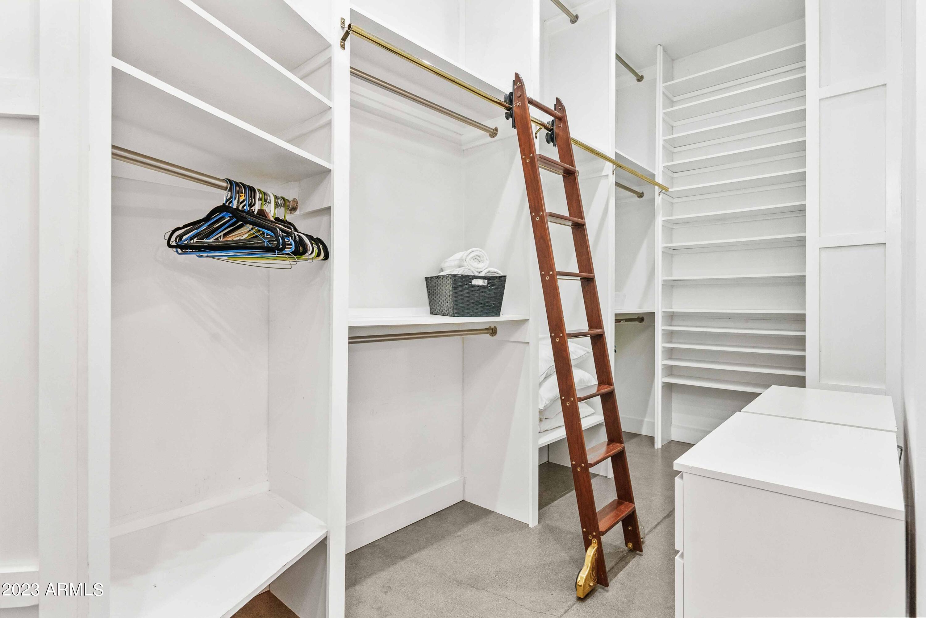 7861 E VIA MARINA --