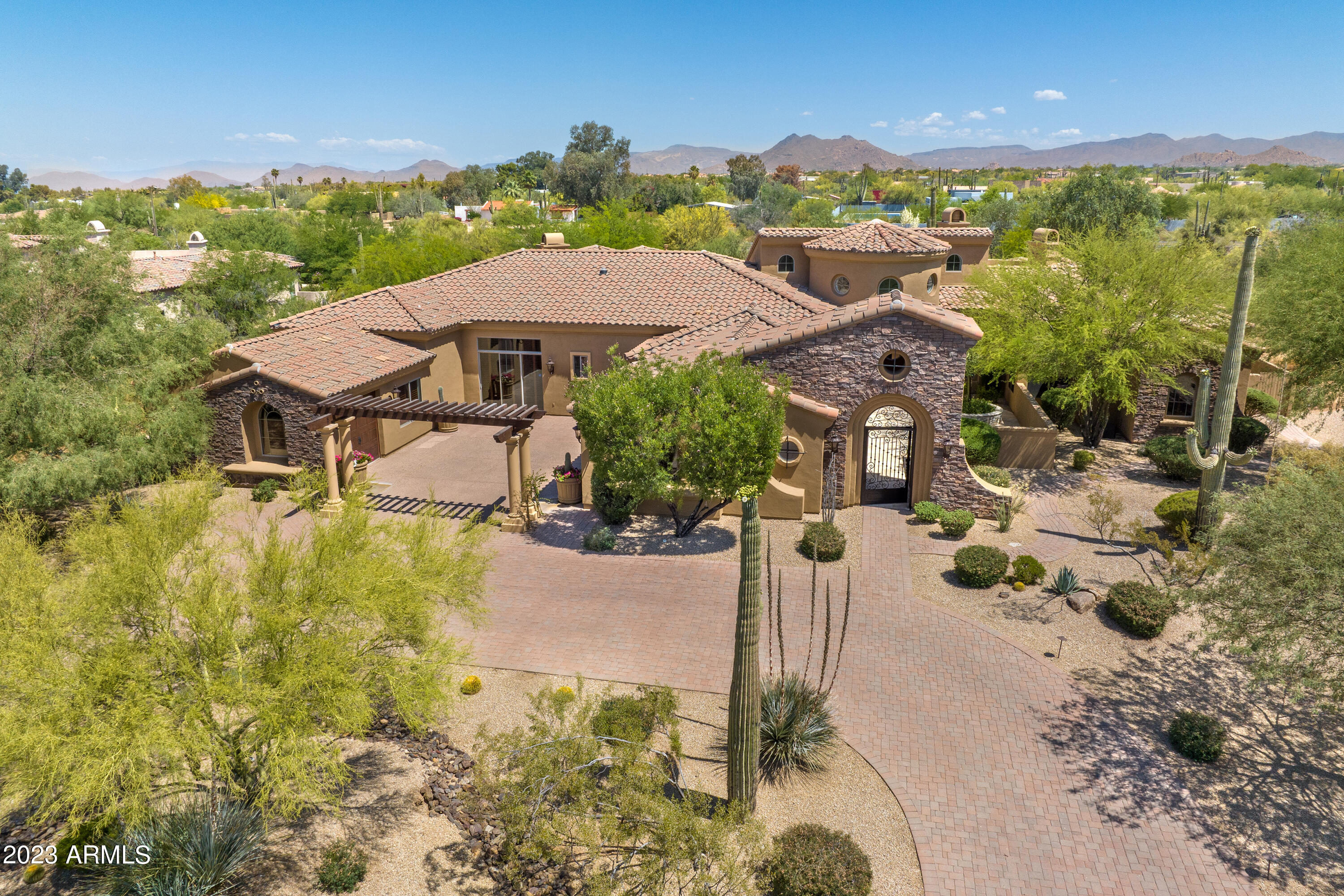 6818 E BLUE SKY Drive