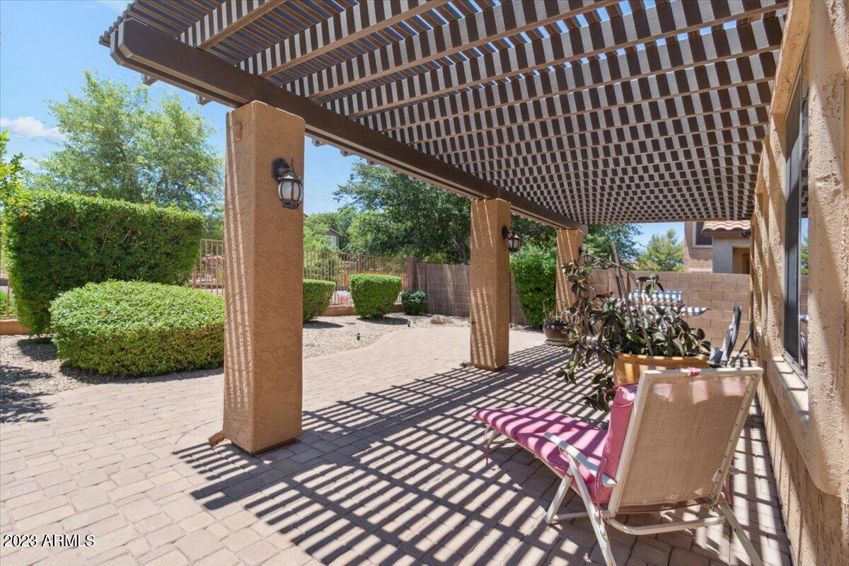 4897 E DEL RIO Drive