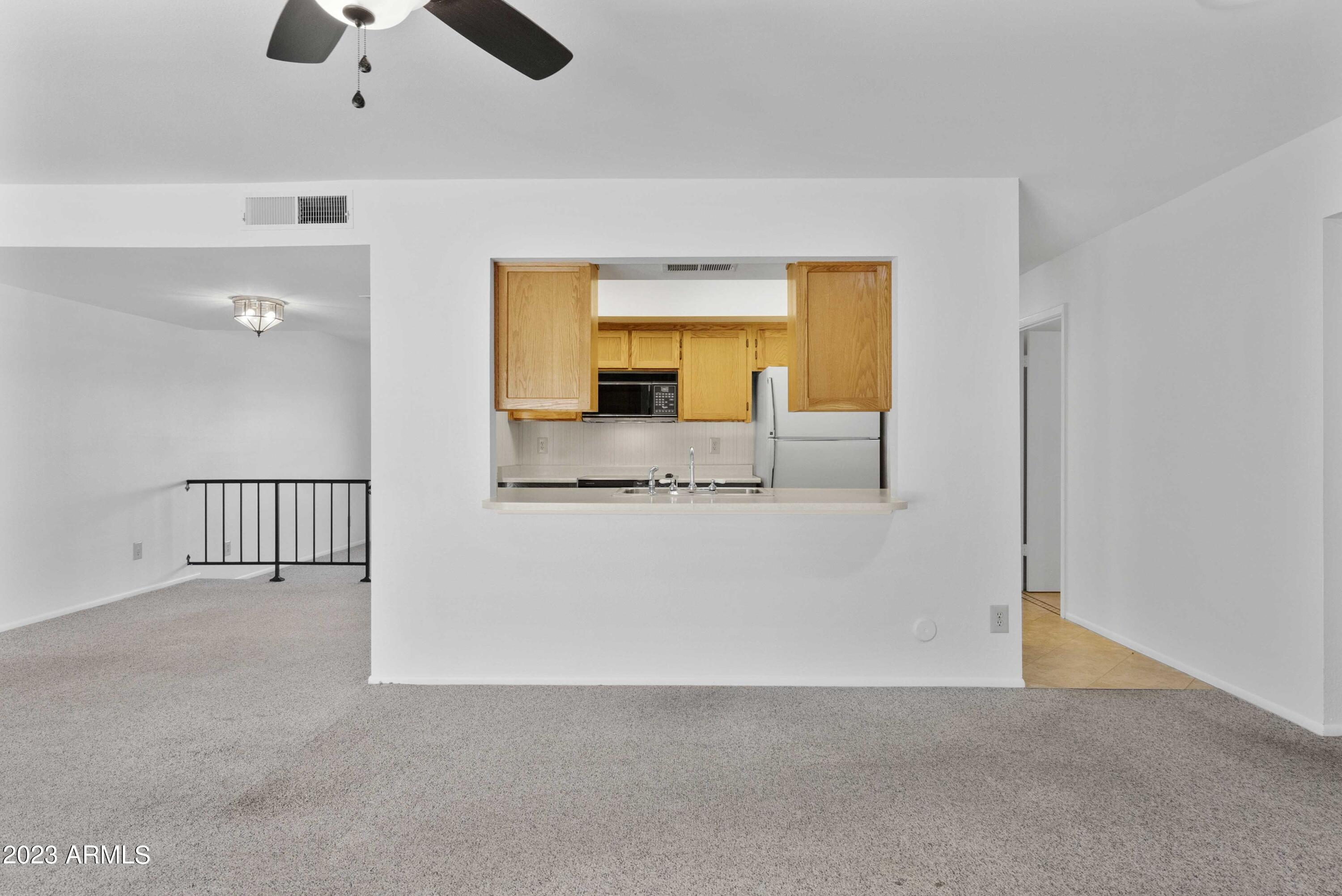 1125 W MISSION Drive