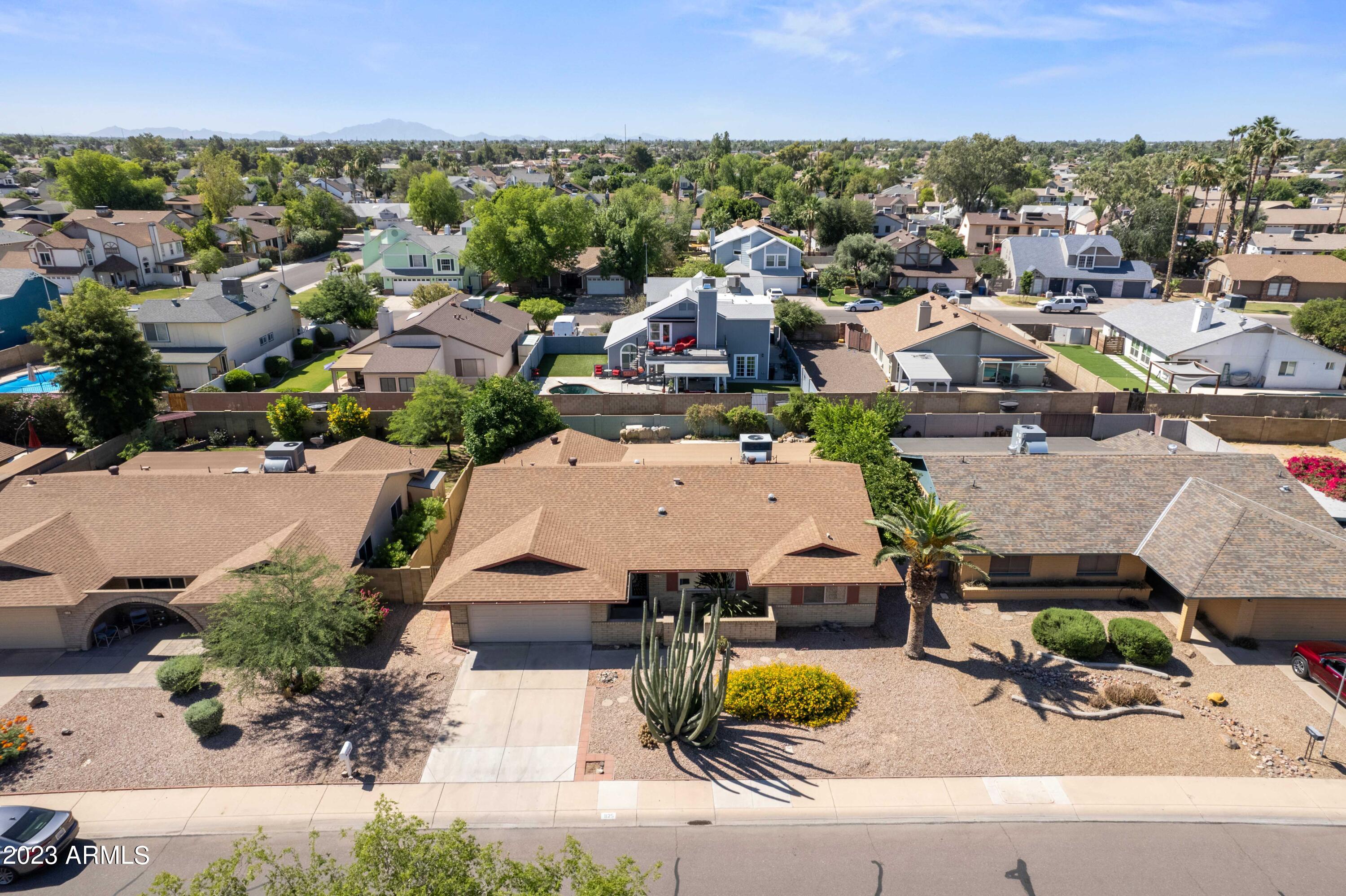 1125 W MISSION Drive