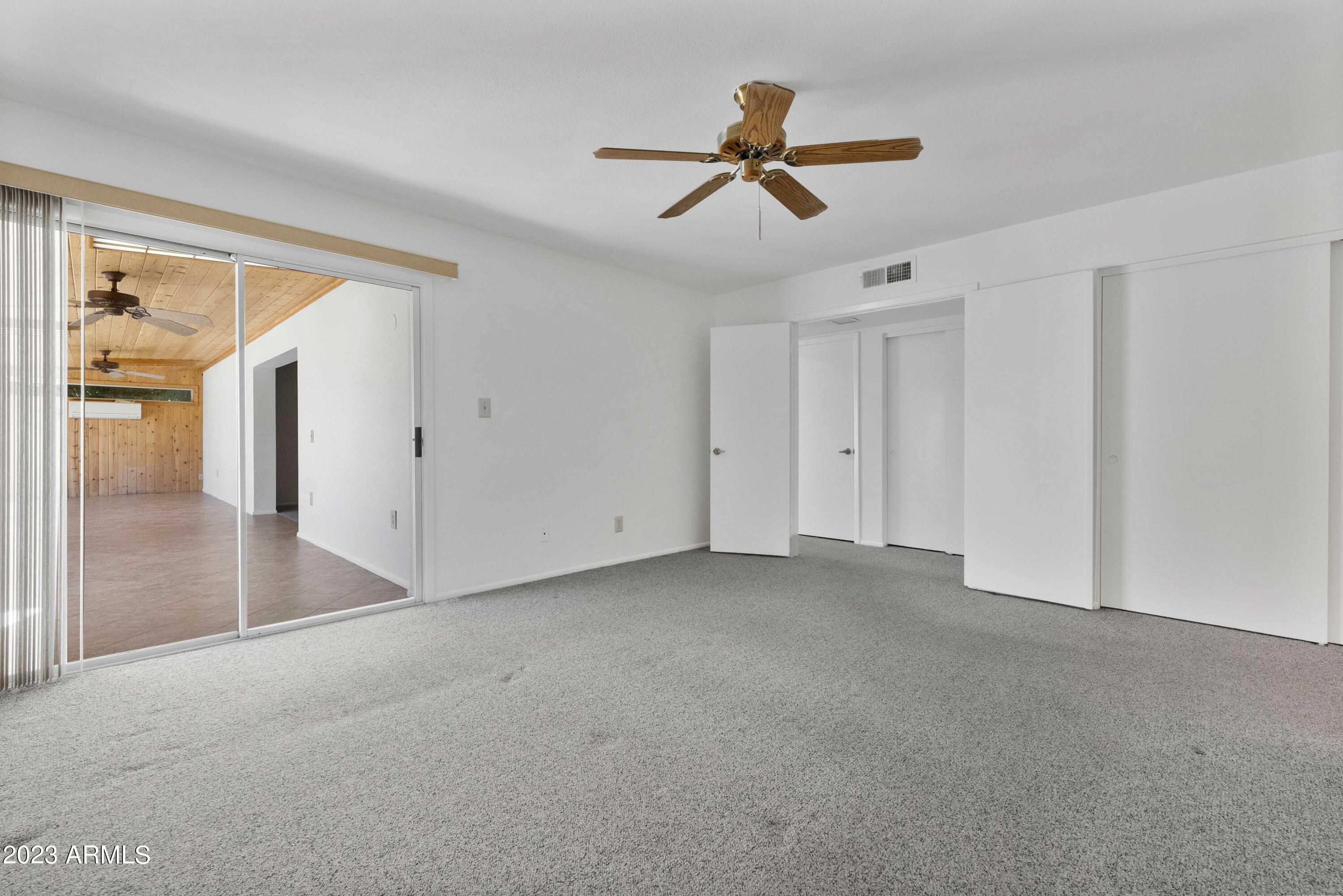 1125 W MISSION Drive
