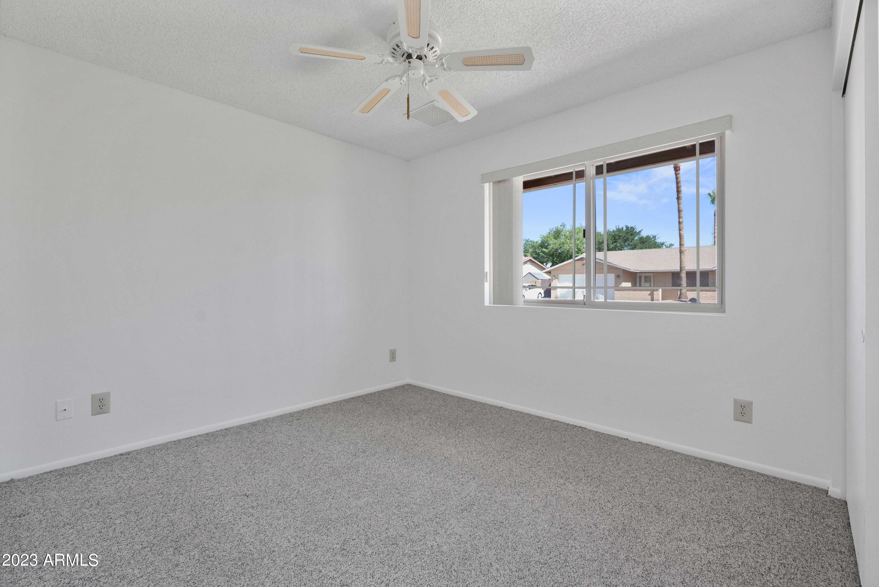 1125 W MISSION Drive
