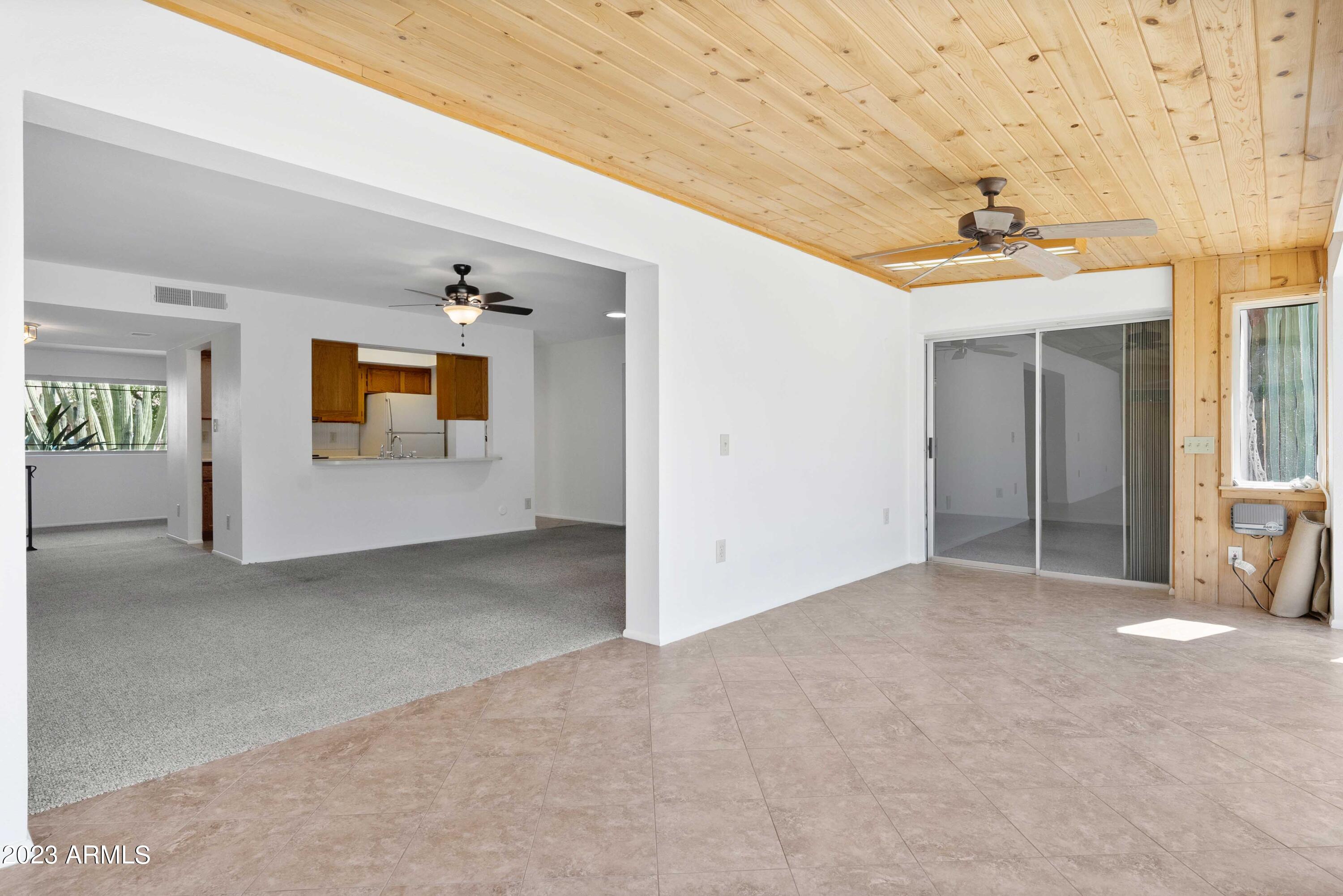 1125 W MISSION Drive