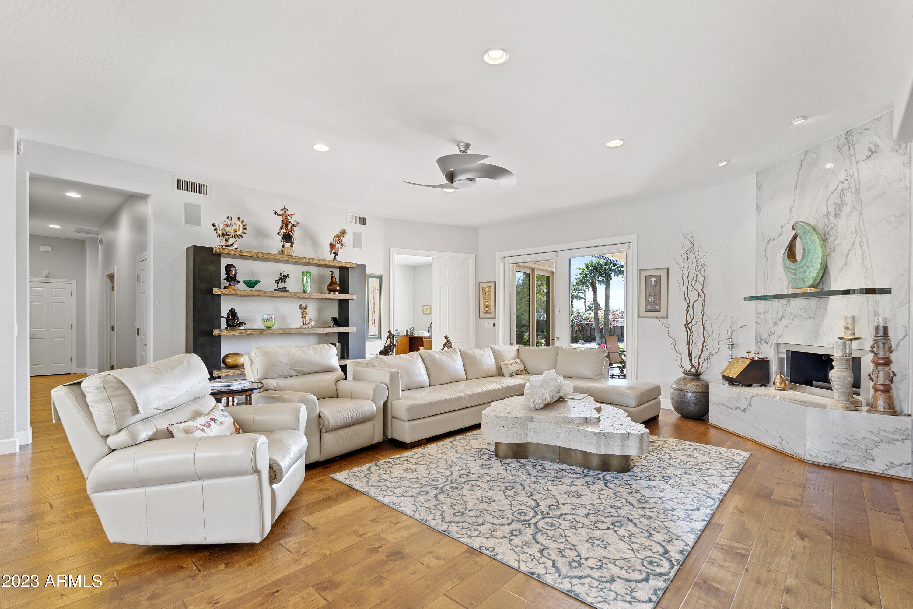 4782 N 53RD Street