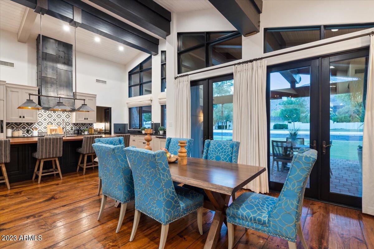 4921 E CALLE DEL MEDIO --