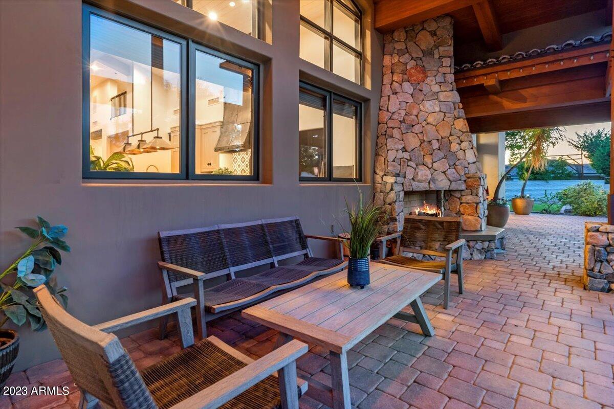 4921 E CALLE DEL MEDIO --