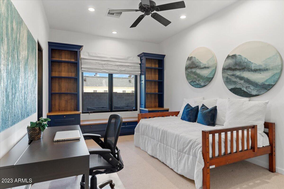 4921 E CALLE DEL MEDIO --