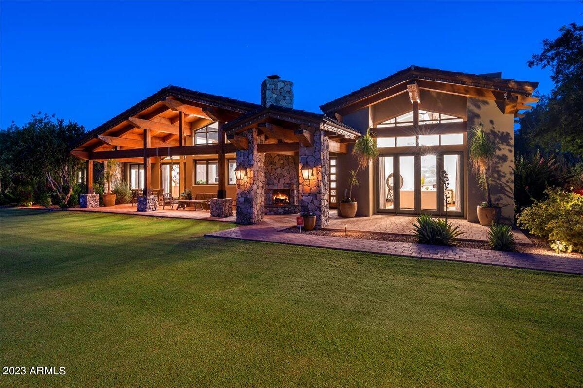 4921 E CALLE DEL MEDIO --