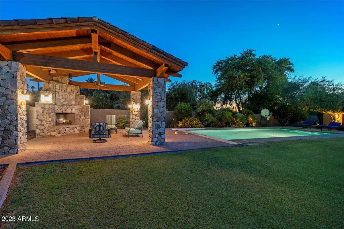 4921 E CALLE DEL MEDIO --