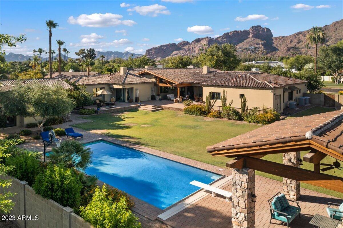 4921 E CALLE DEL MEDIO --