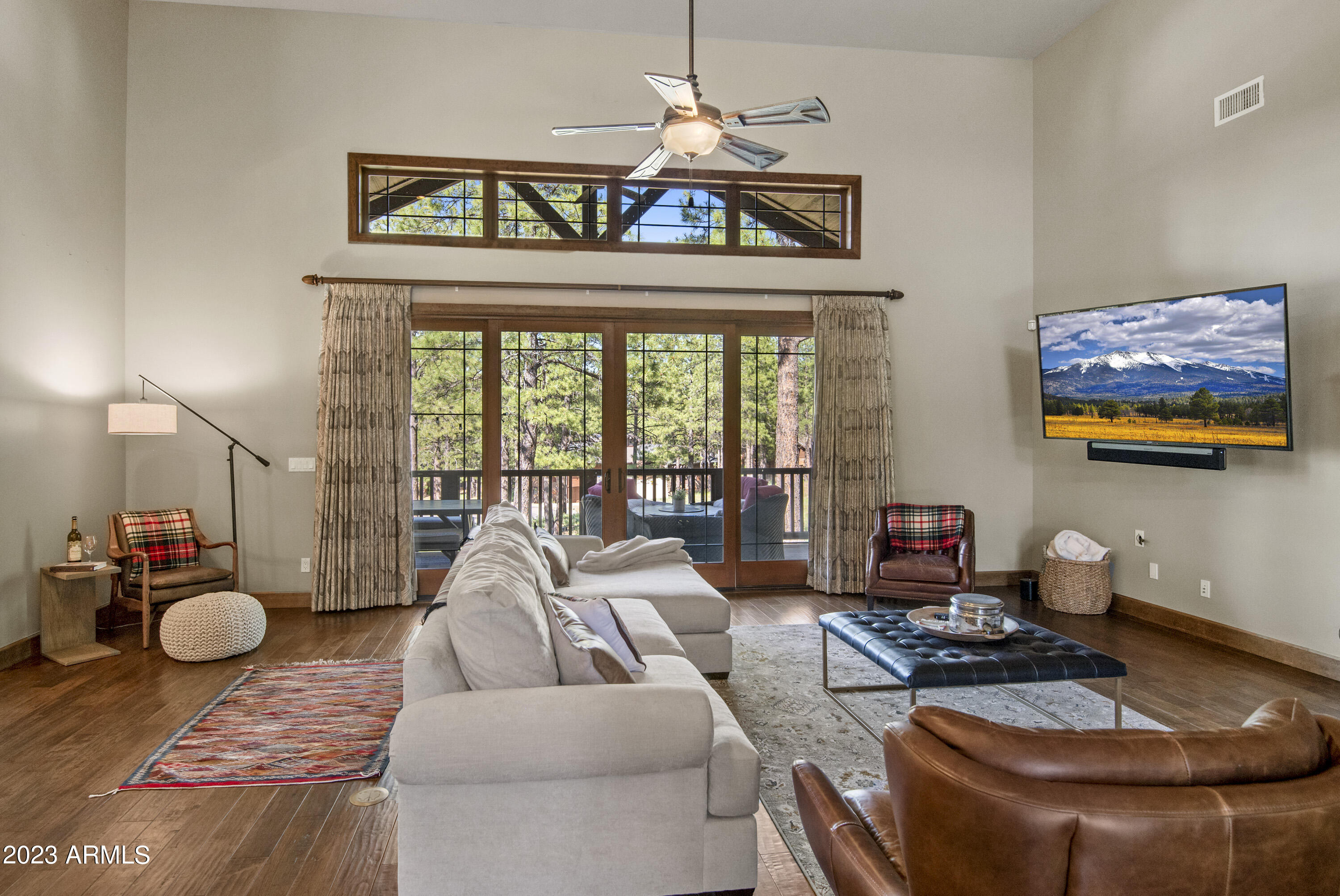 1927 E BARE OAK Loop