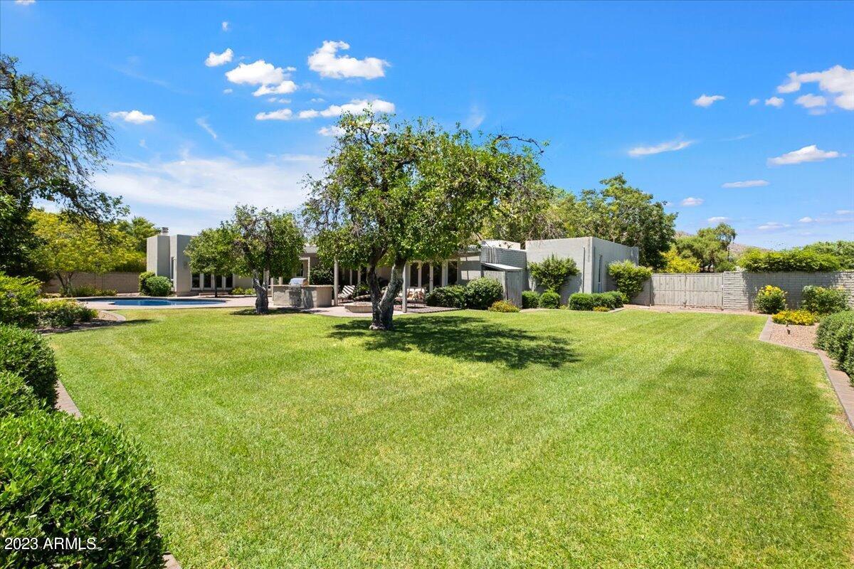 6141 E CALLE DEL NORTE Road