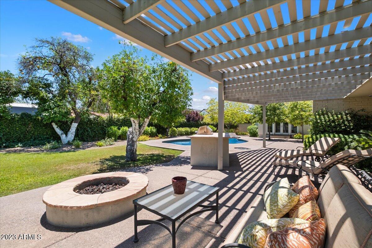 6141 E CALLE DEL NORTE Road